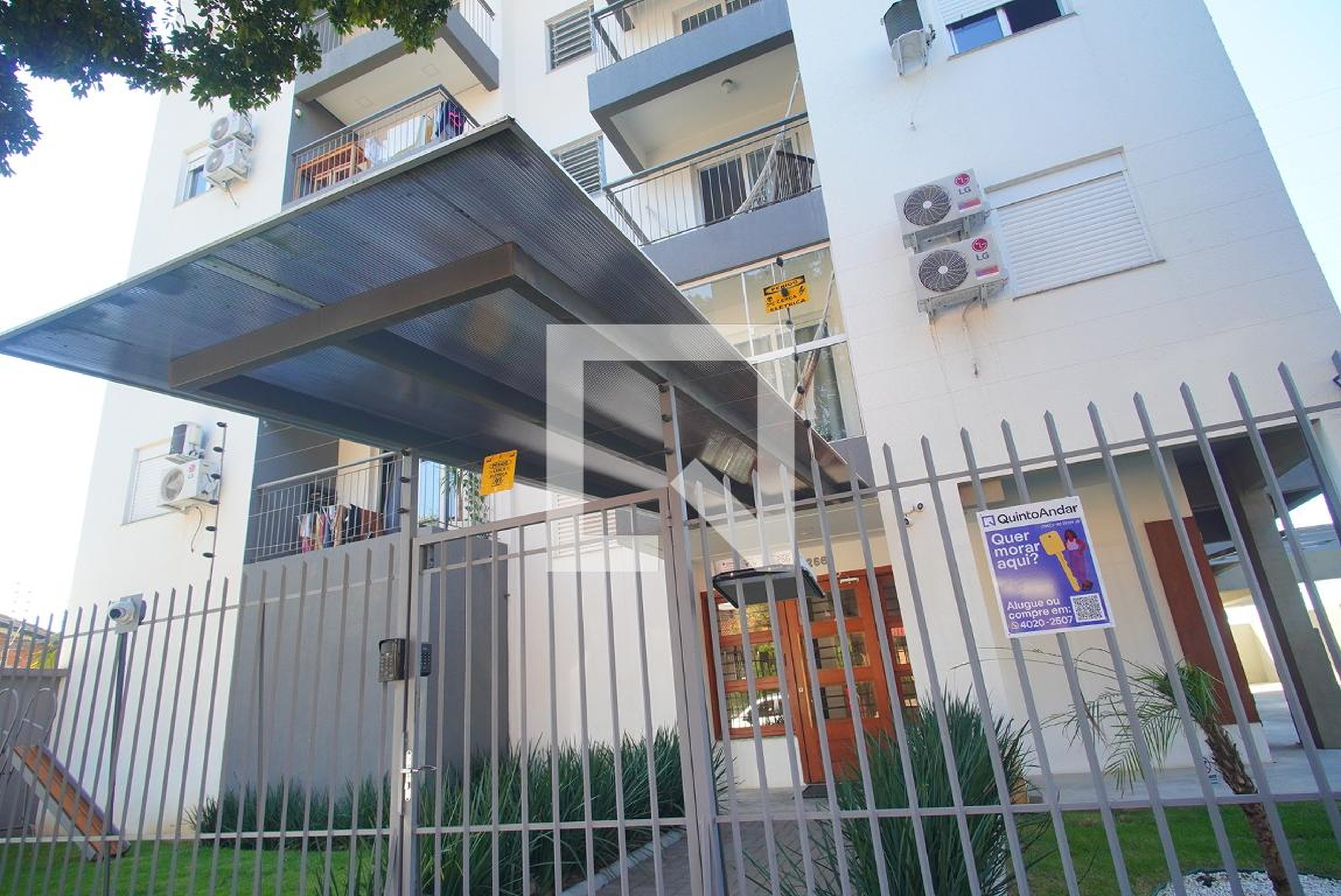 Fachada do Prédio Condomínio em Rua Marquês do Paraná, 266