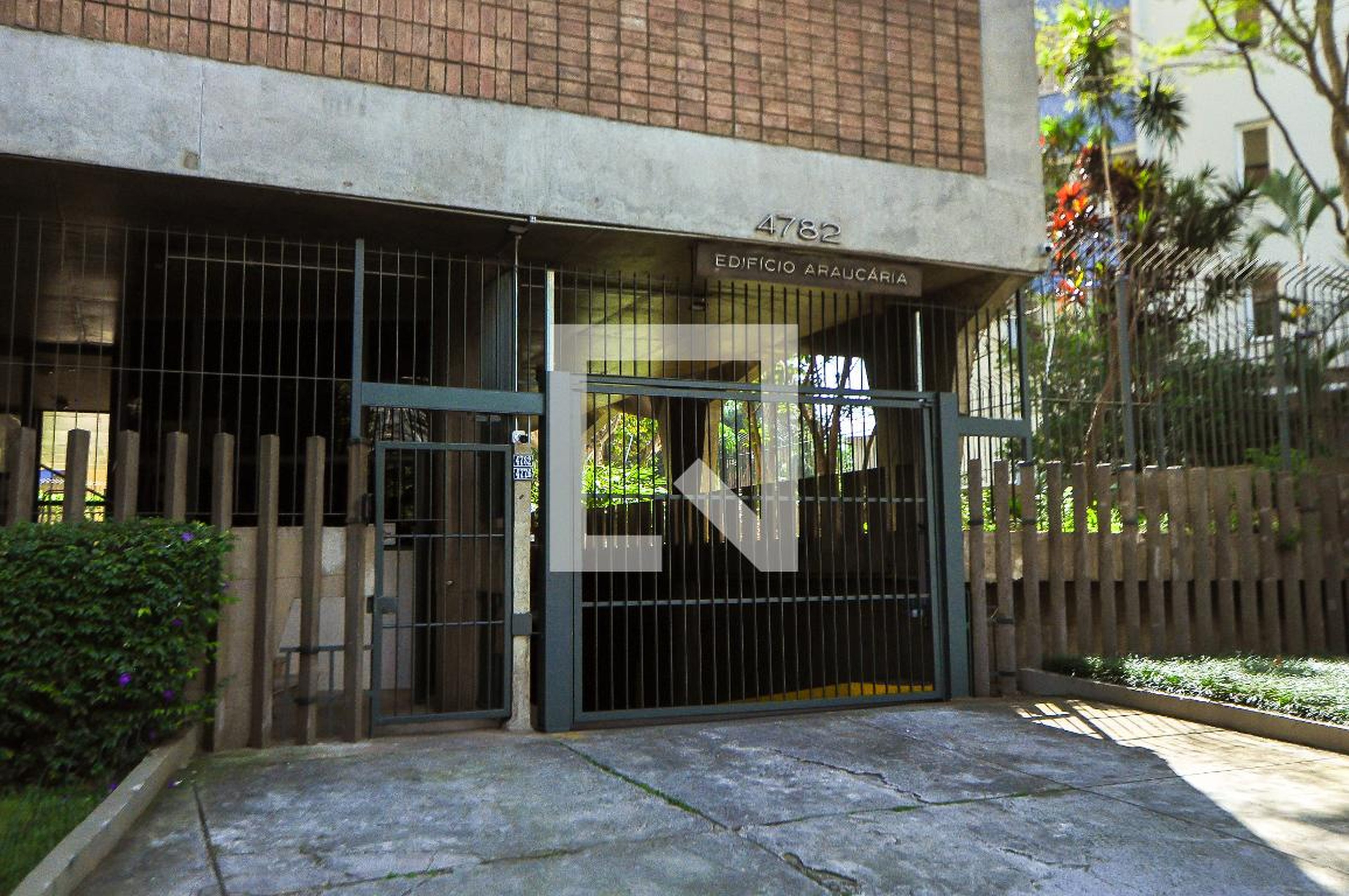 Entrada - Araucária