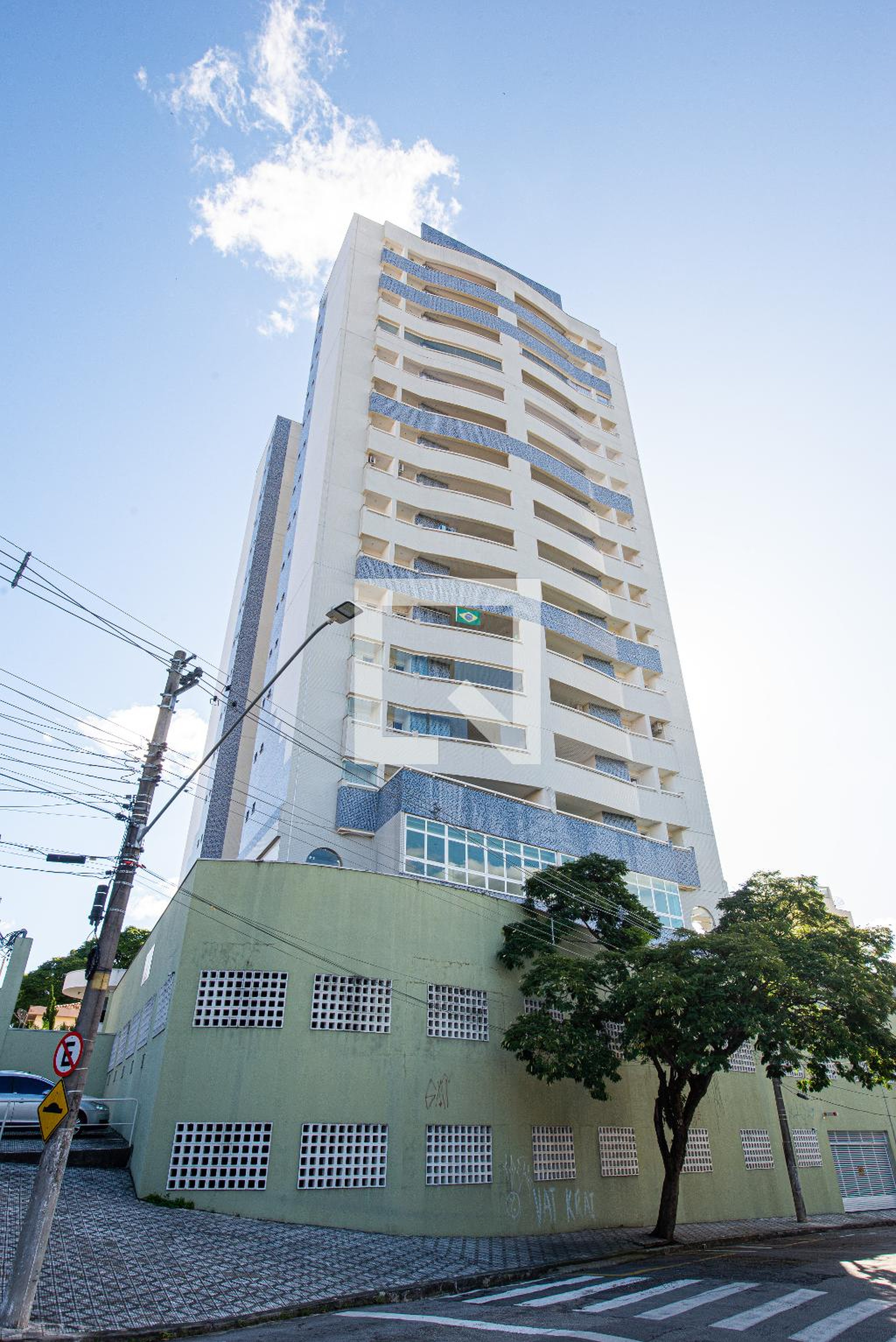 Fachada do Prédio Condomínio Champs-Élysées