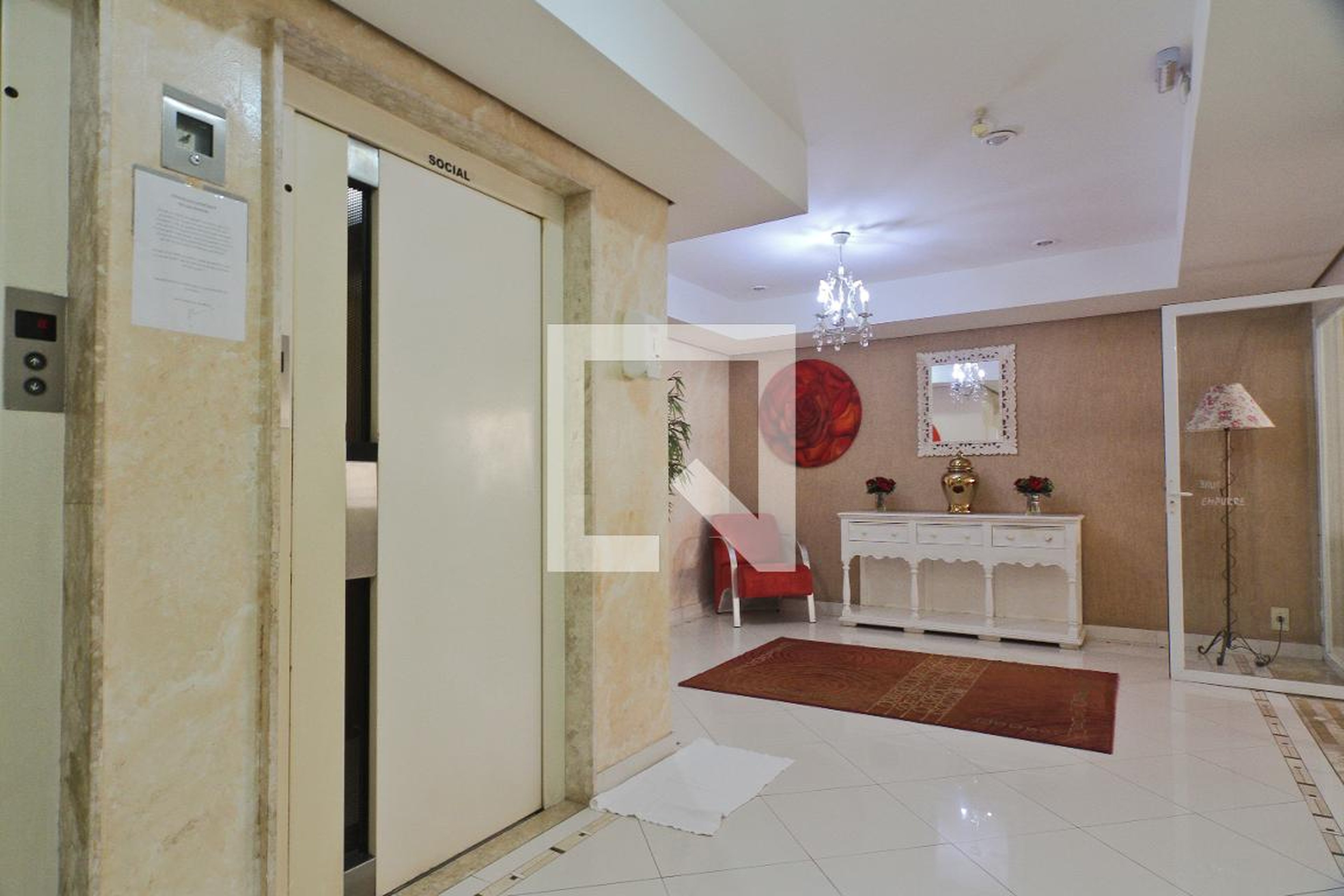 Hall - Armando Marinangelo