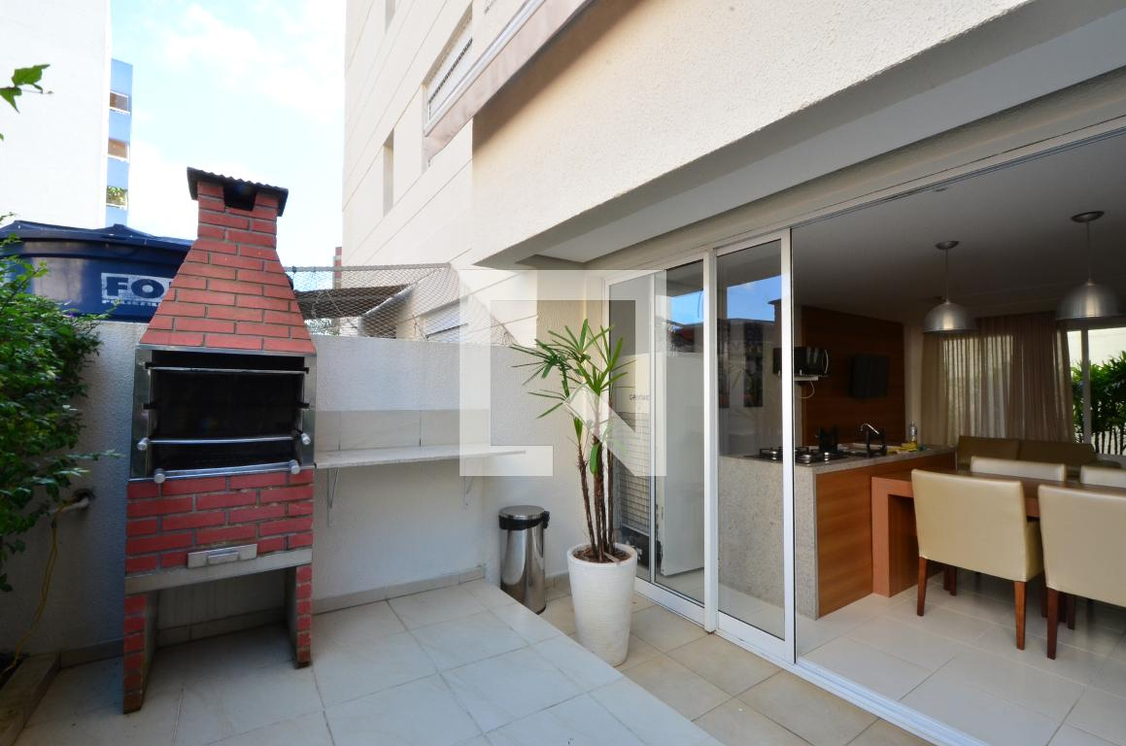 Churrasqueira - Upper Side