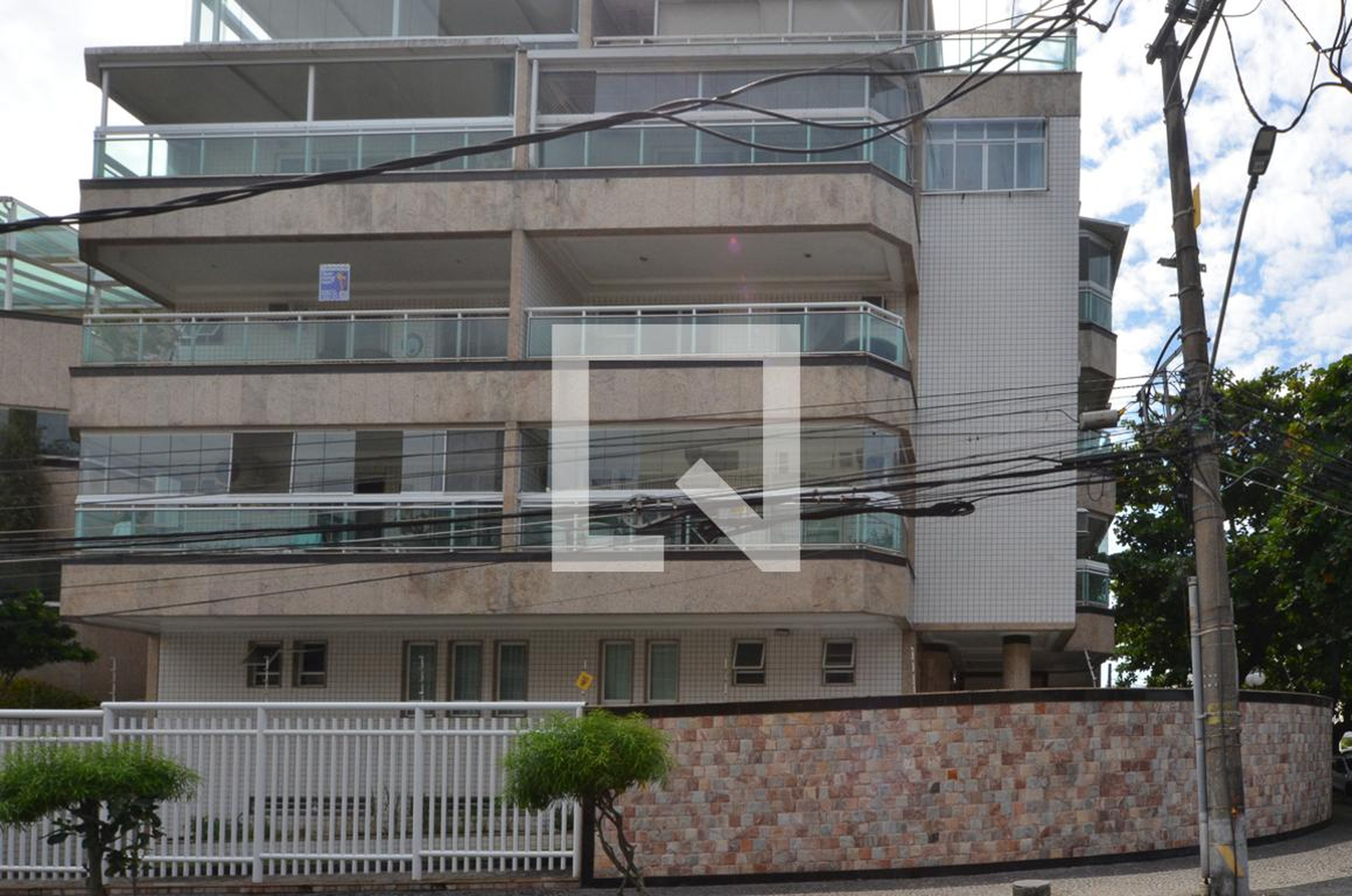 Fachada do prédio Edifício J. Borges T