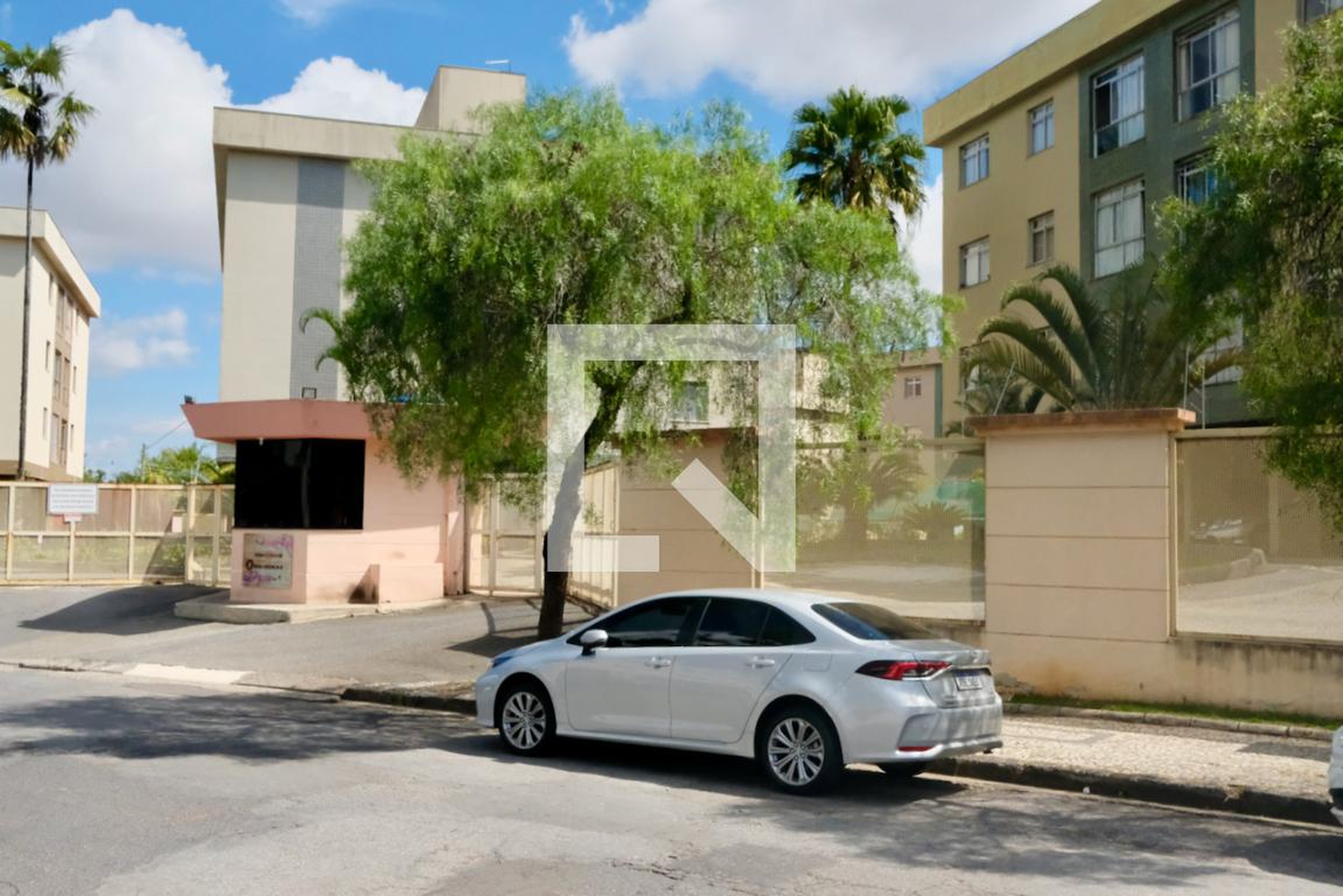 Fachada do Condomínio Condomínio Portal das Orquídeas