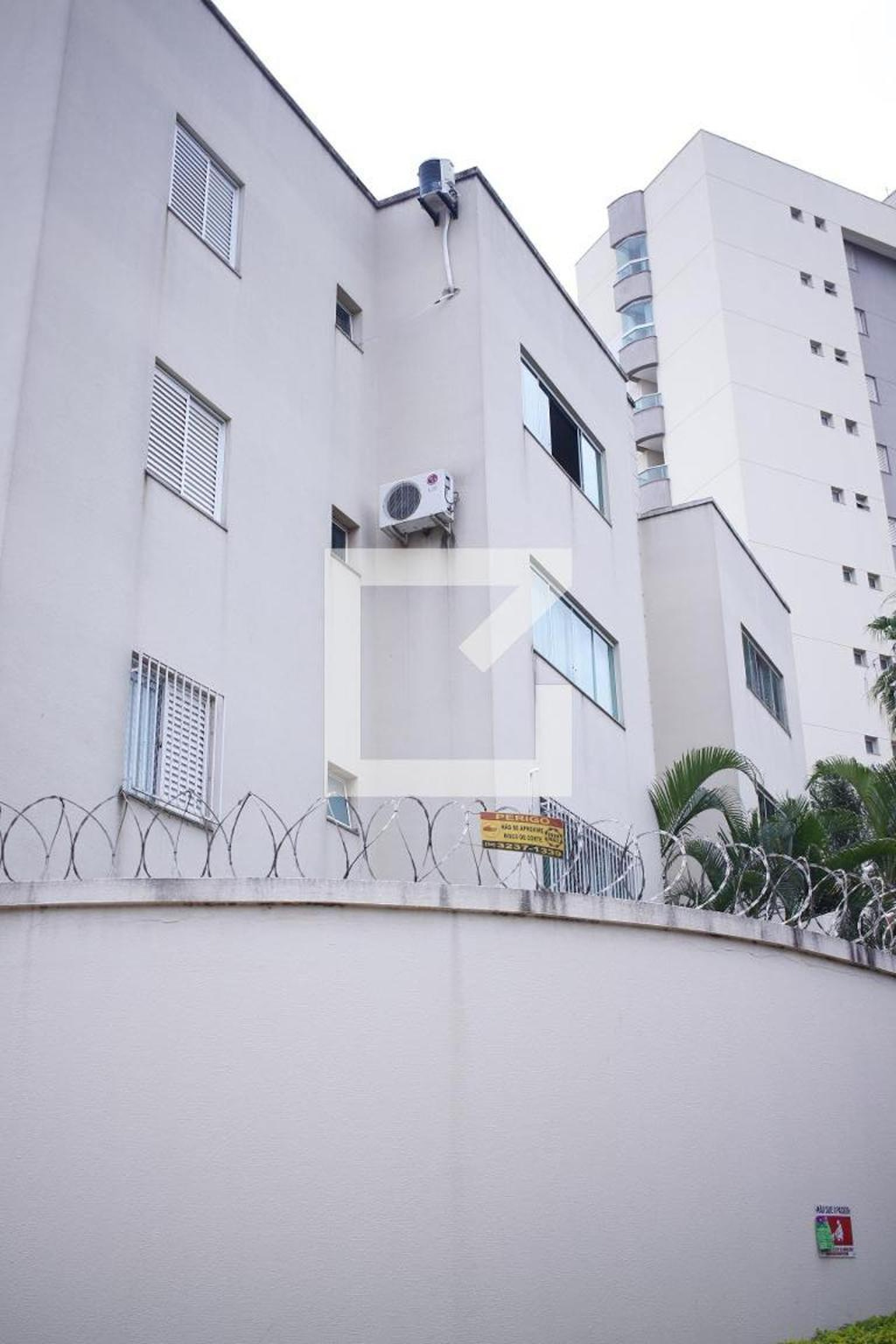 Fachada Condomínio em Rua Sapucaí, 230