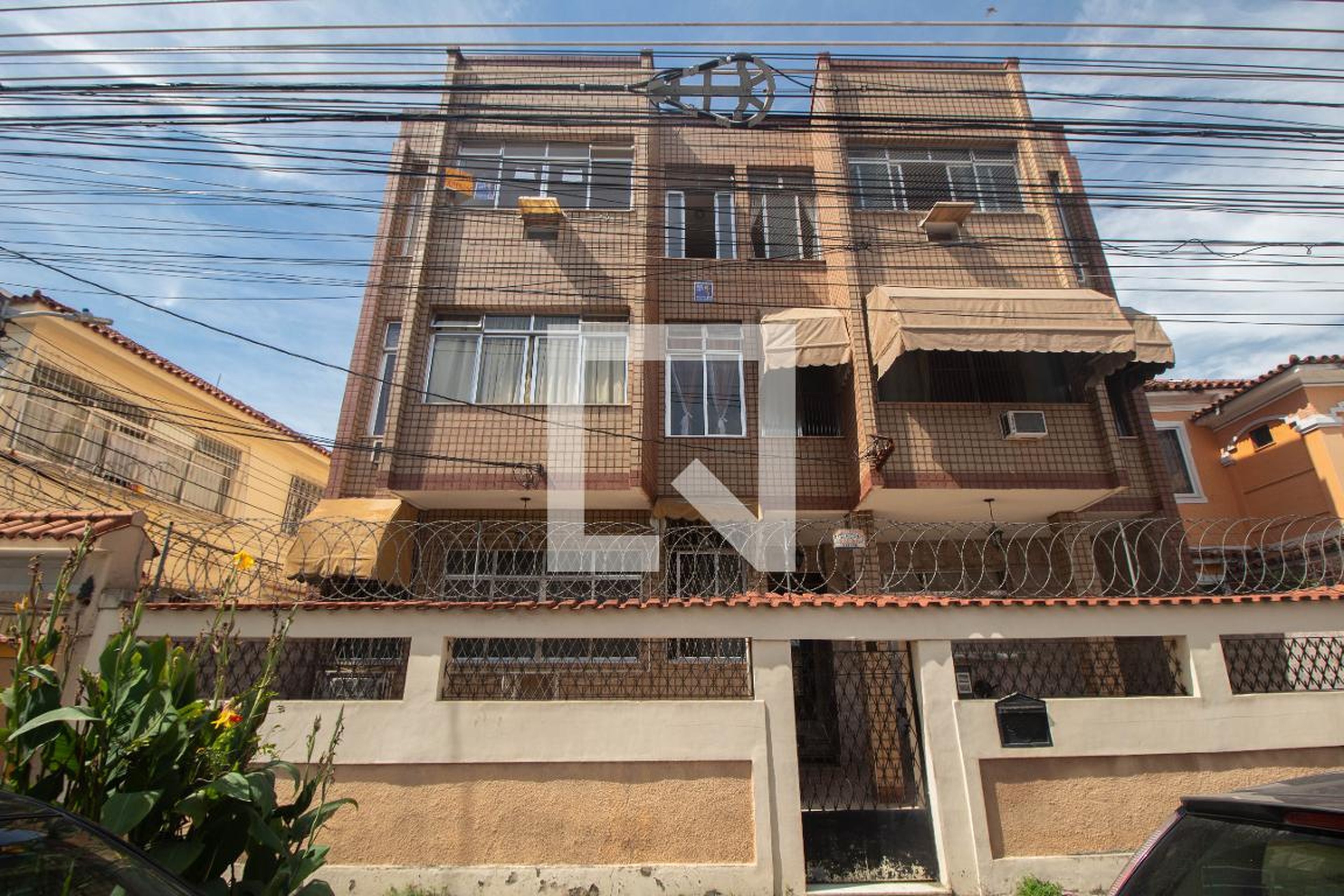 Fachada do Prédio Condomínio em Rua João Romariz, 88