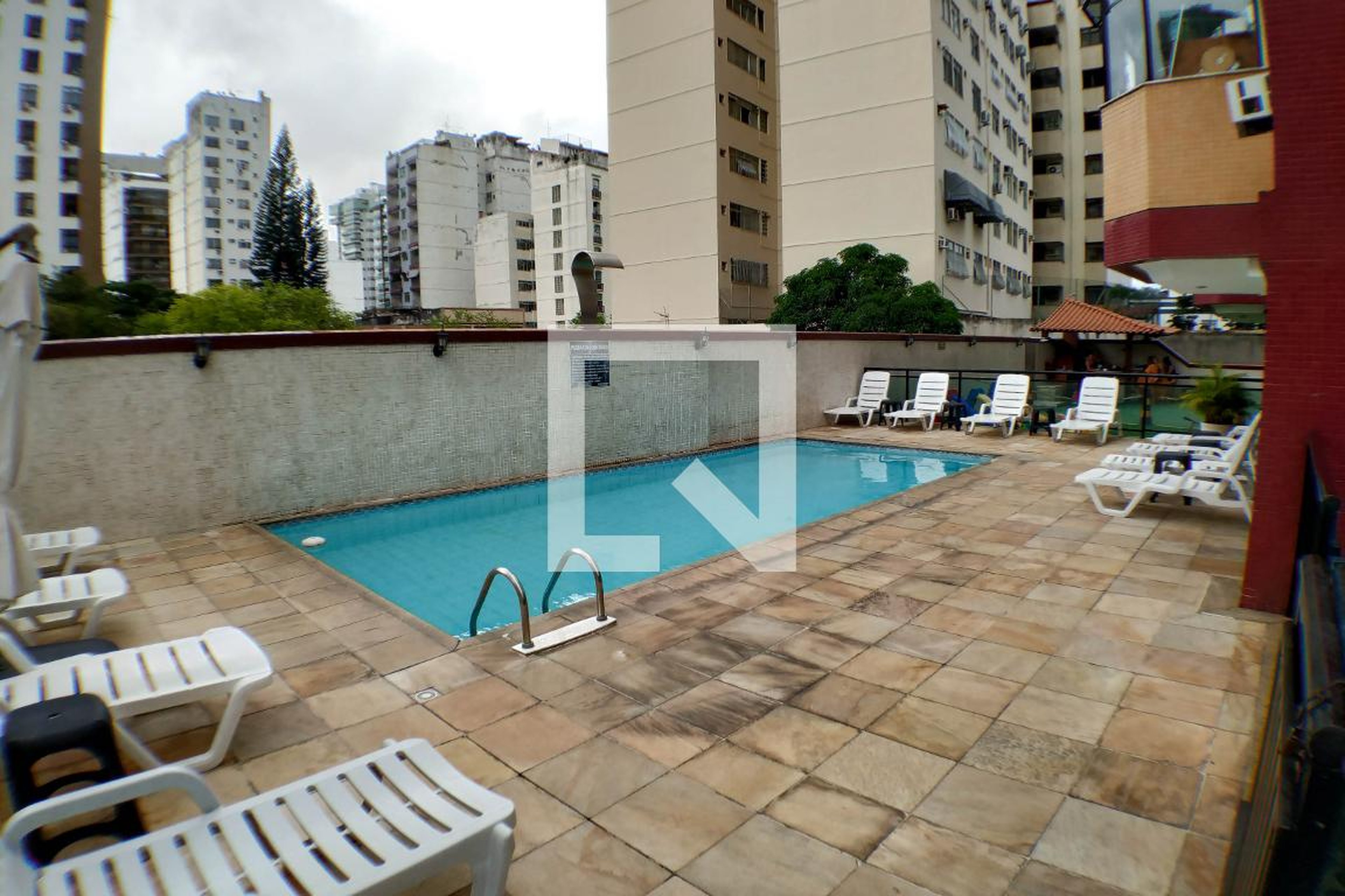 PISCINA - Sam Pietro