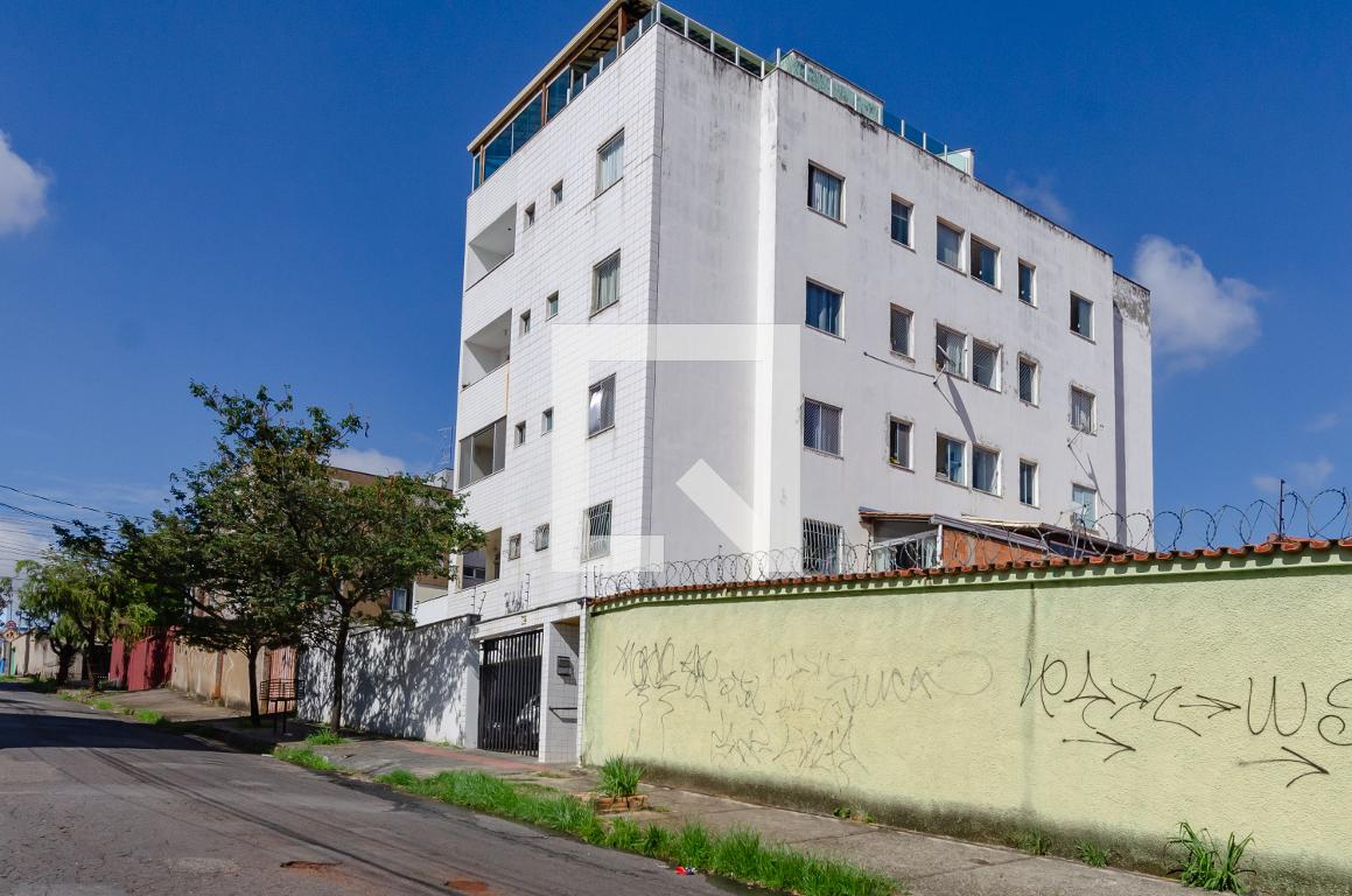 Fachada Residencial Jornalista Mario Eugenio