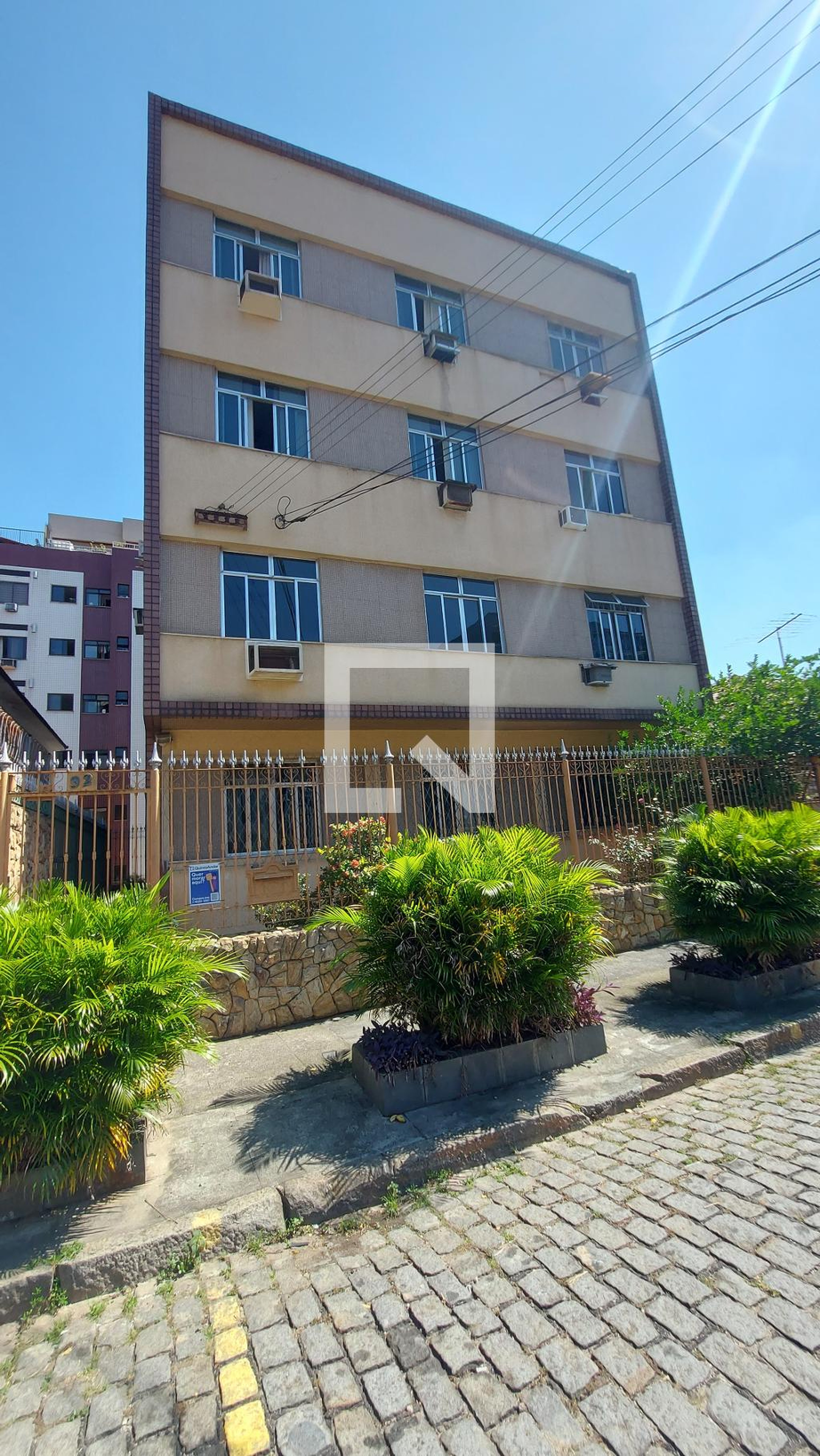 Fachada do Prédio Edifício DR. Ernestro