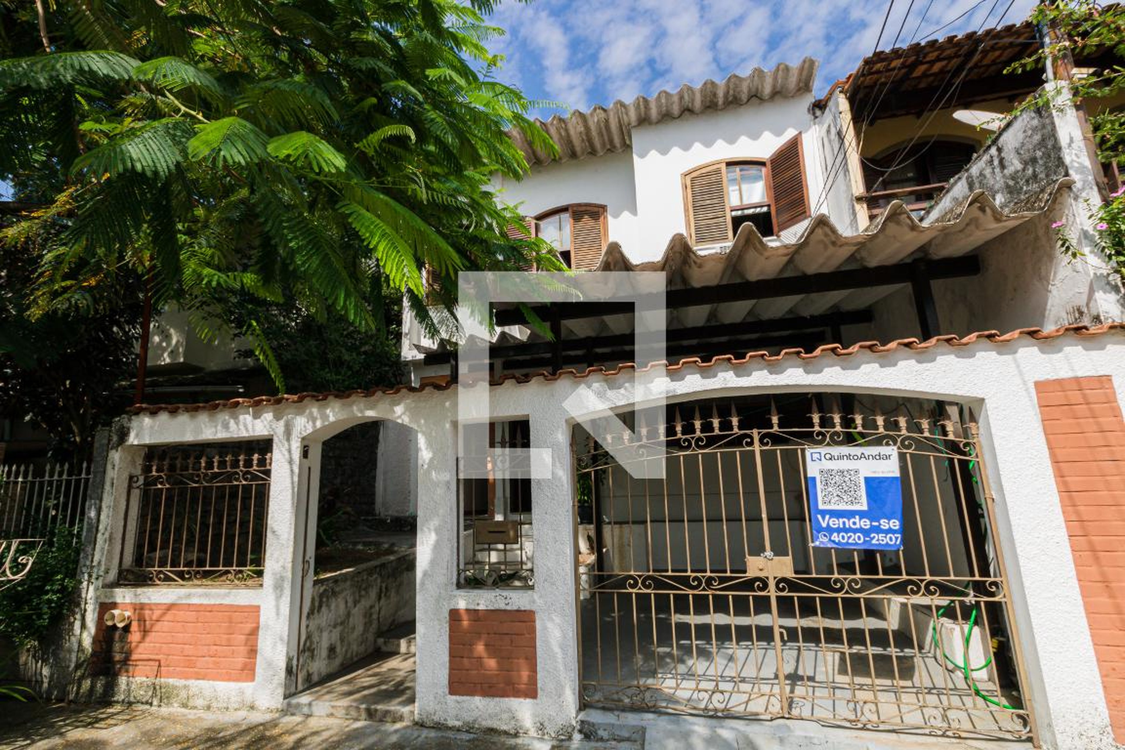 Fachada Condomínio em Rua Cruz de Malta, 120