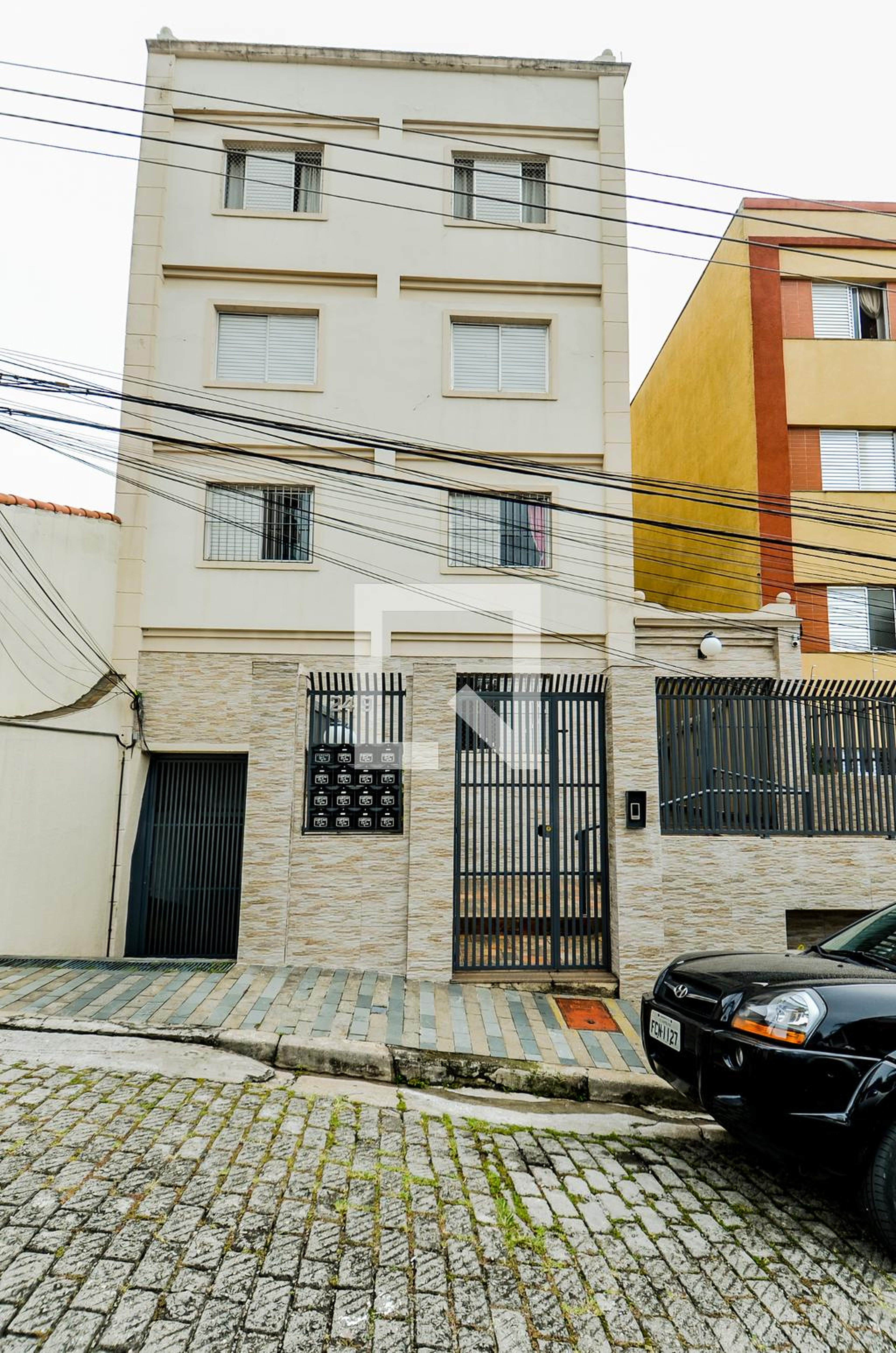 Fachada do Prédio Condomínio em Rua Lucinda Rabêlo, 249