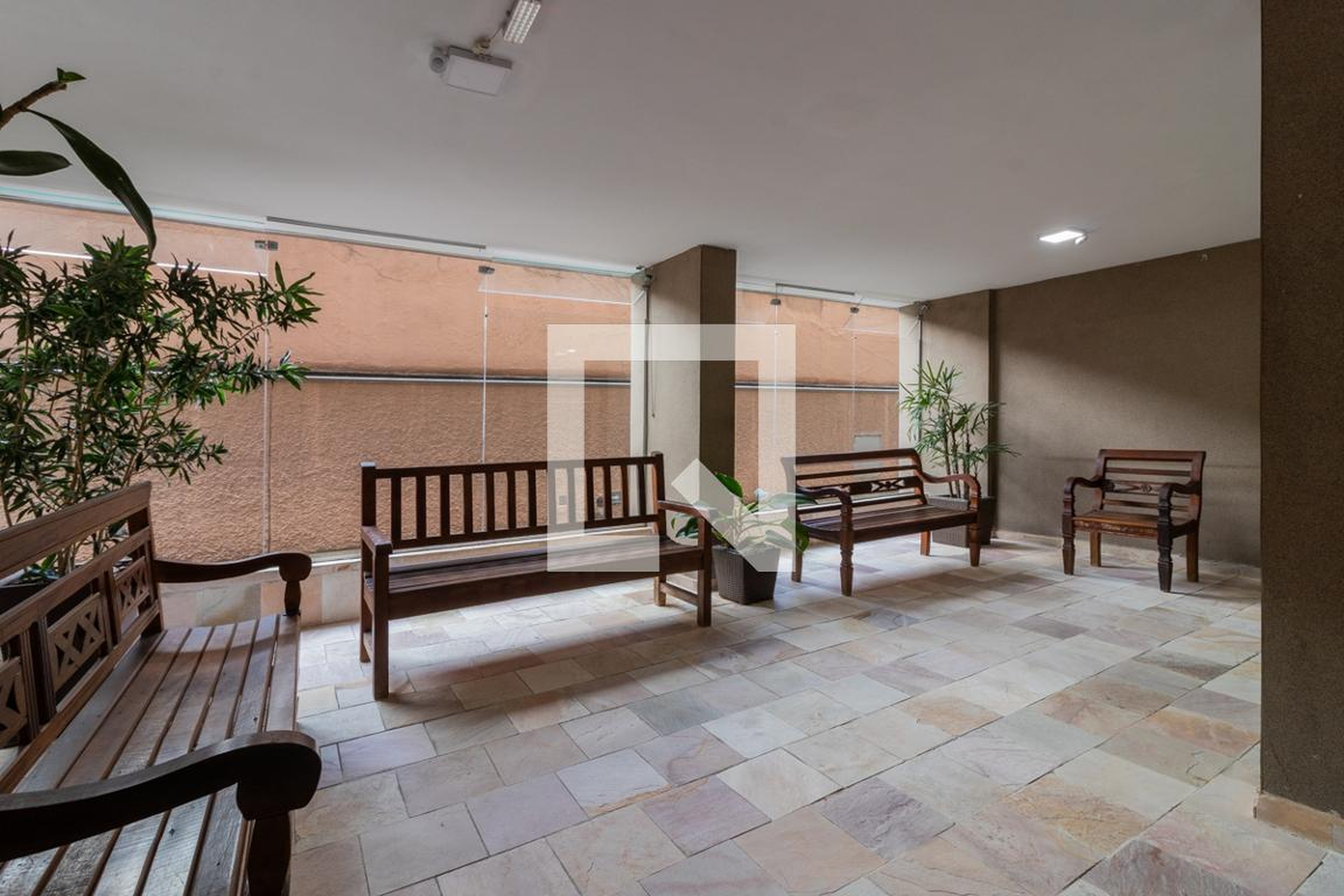 Área Externa - Eliana