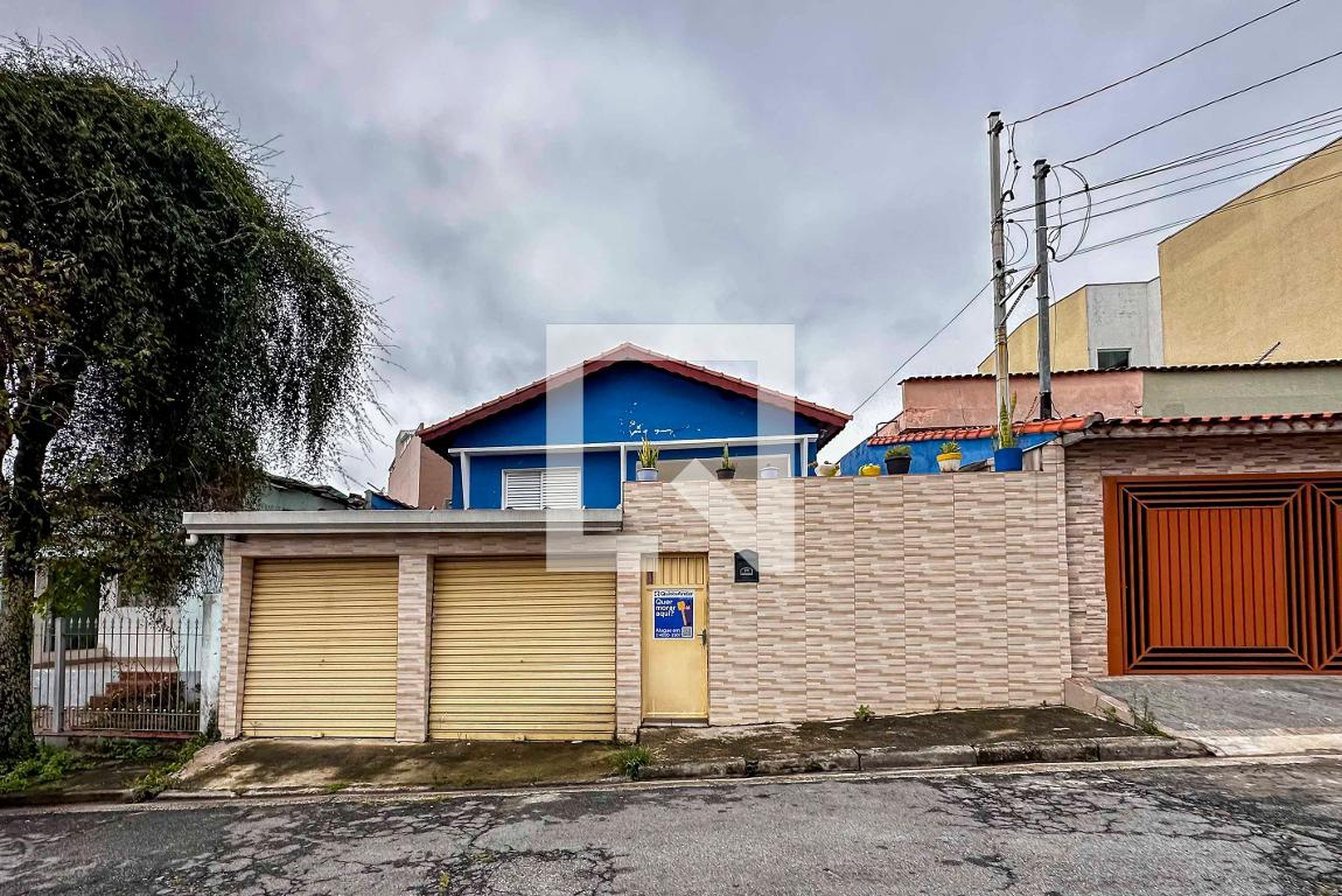 Fachada Condomínio em Rua Alabastro, 65