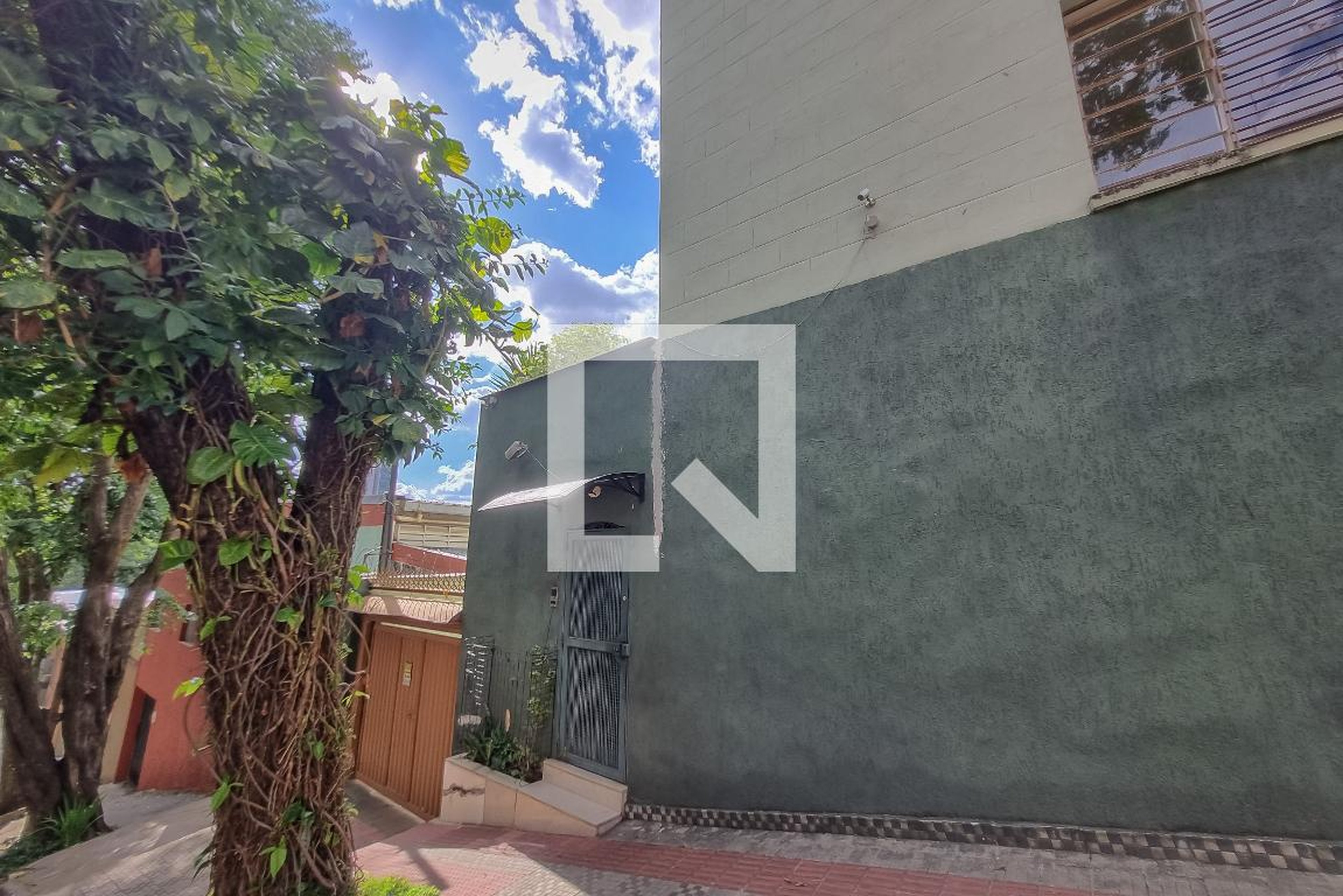 Fachada Condomínio em Rua Viçosa, 384