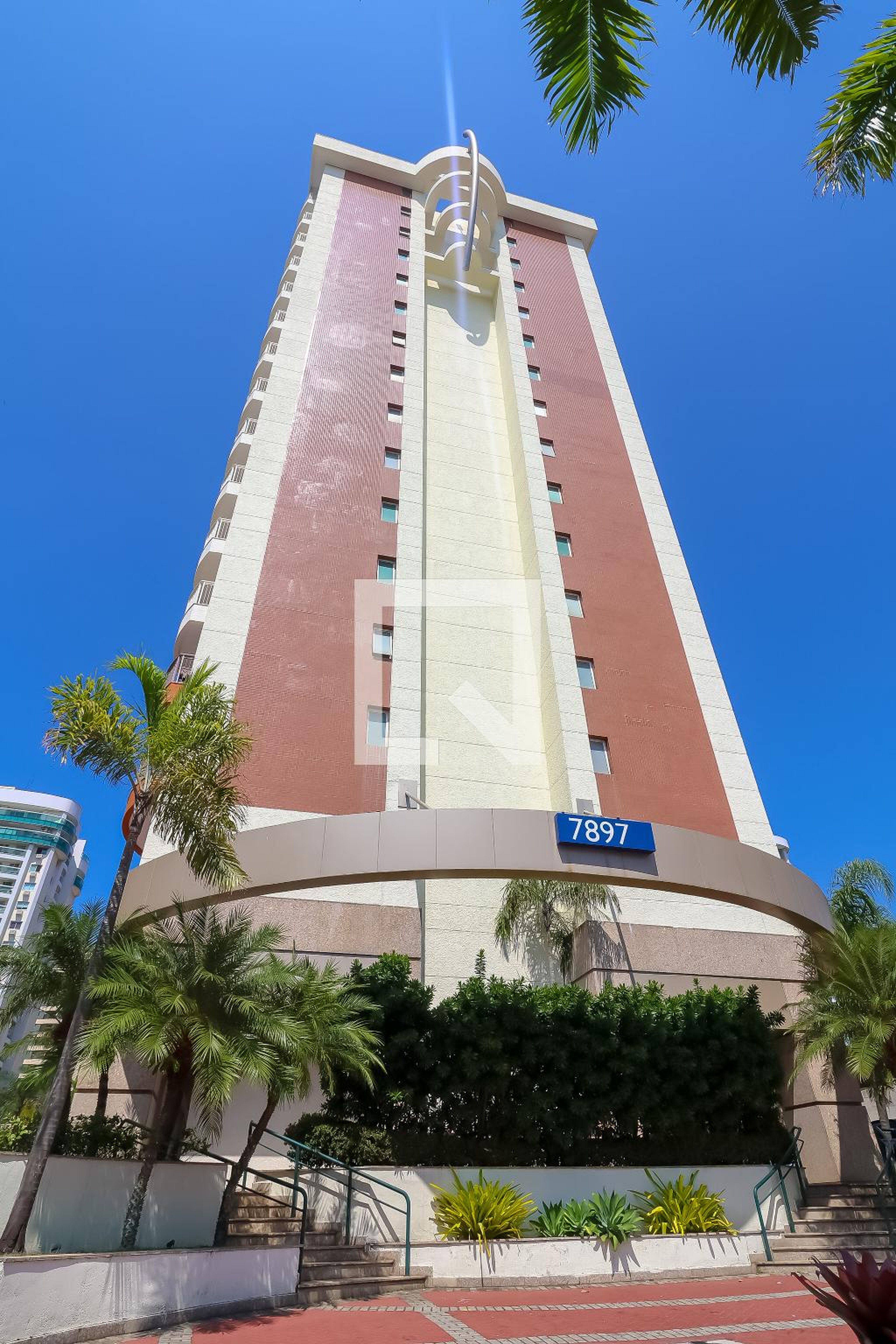 fachada Condomínio Barra First Class