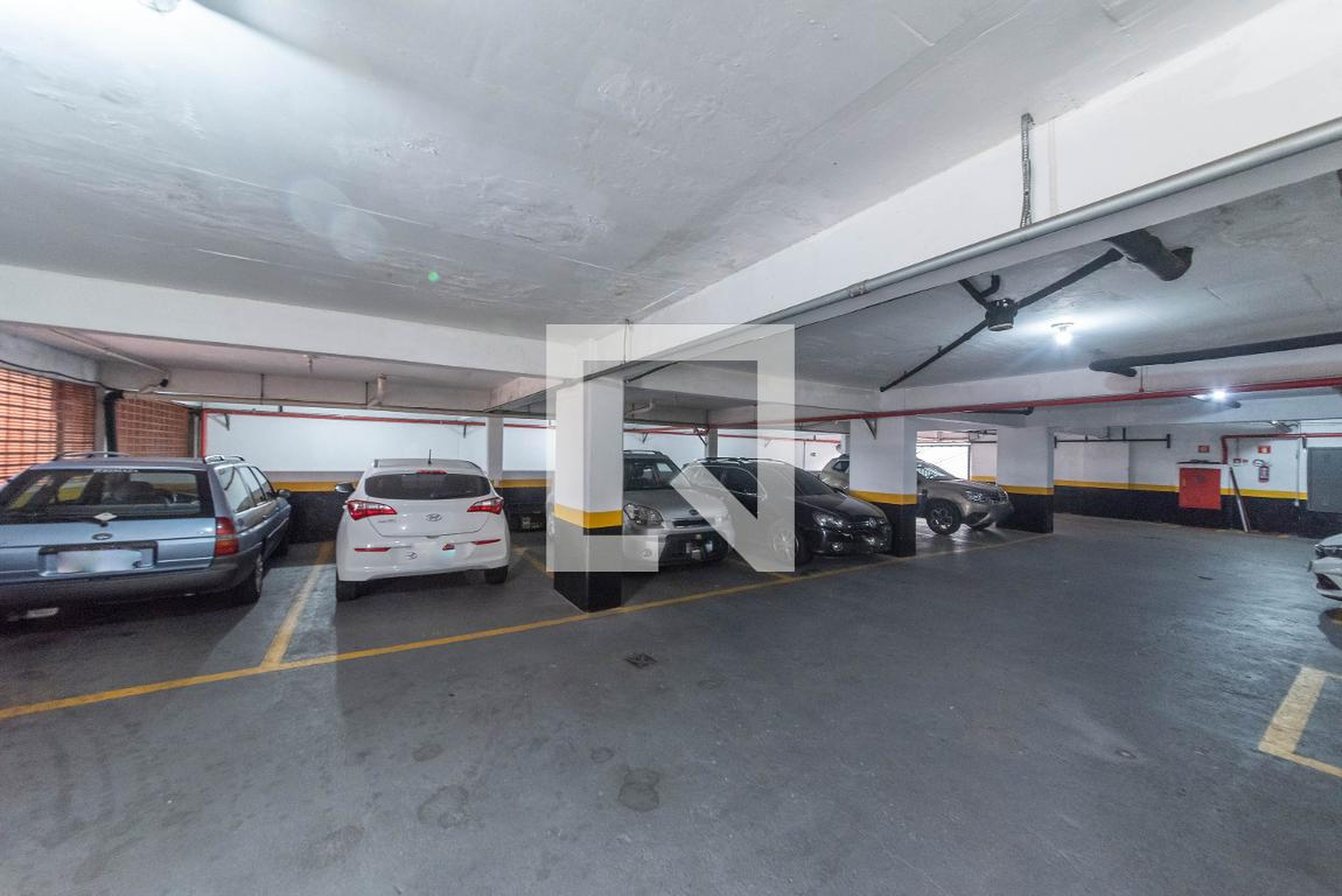 Estacionamento - Edifício Ana Carolina