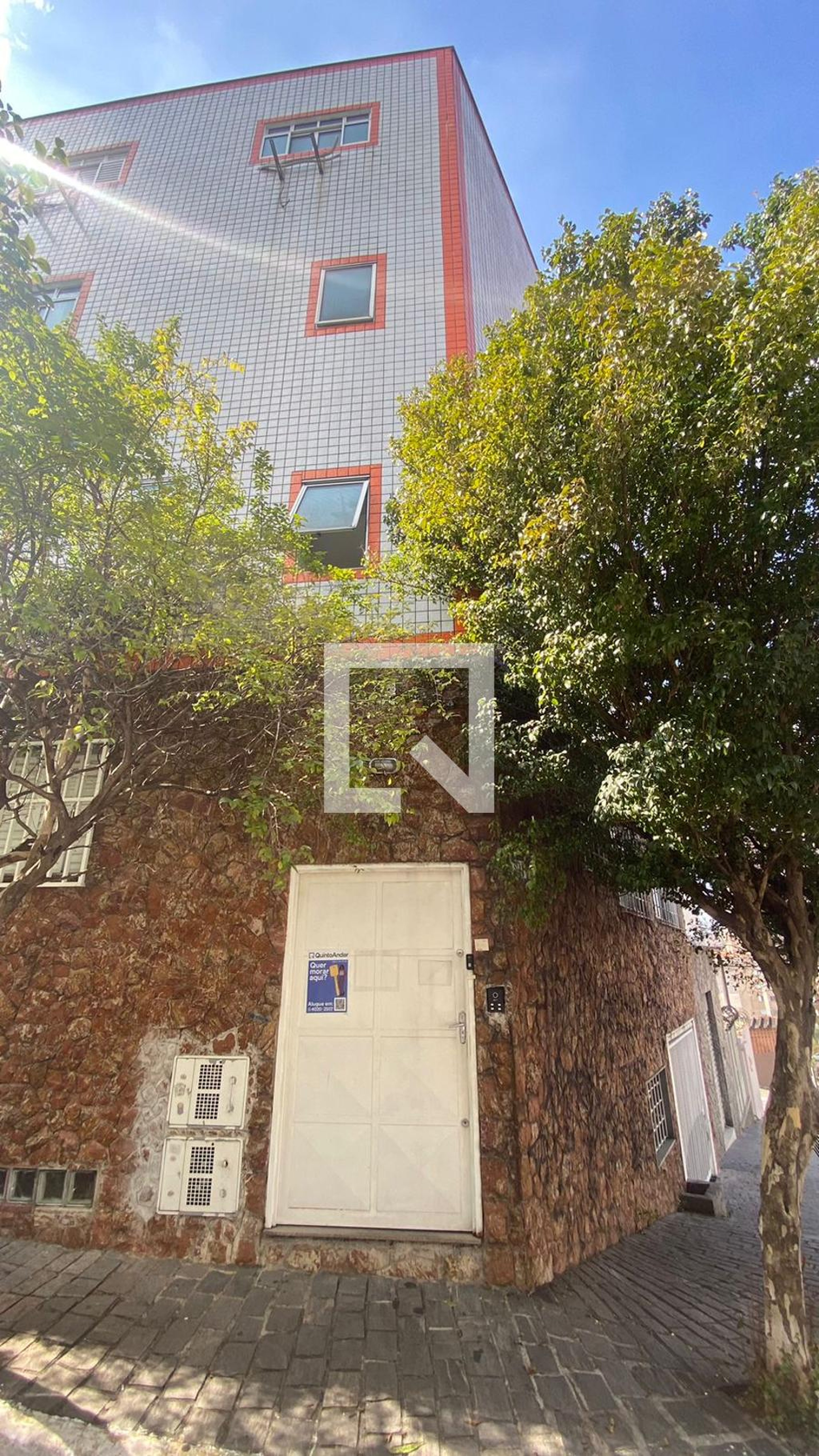 Fachada Condomínio em Rua Riga, 391