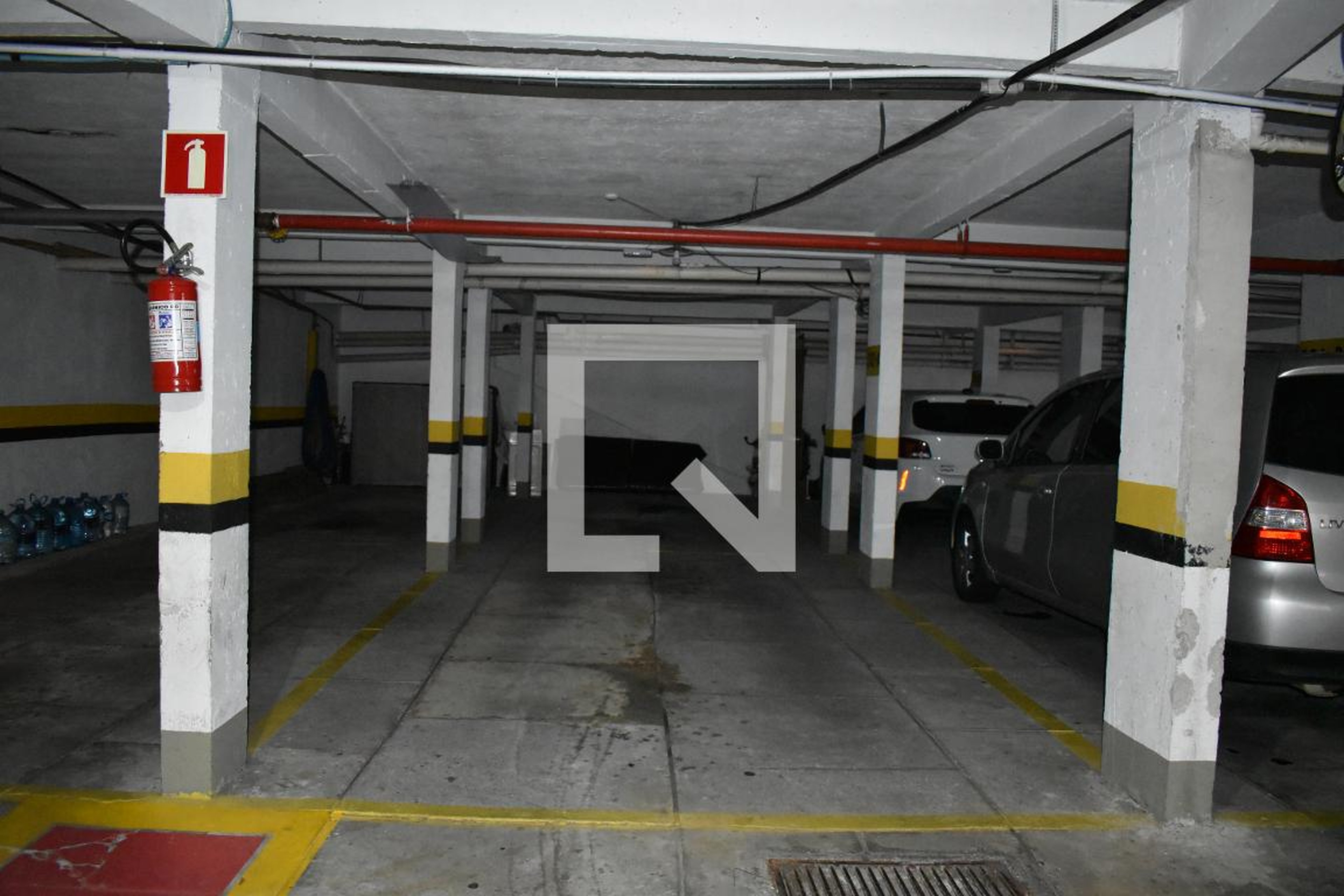 Estacionamento - Edifício Santana