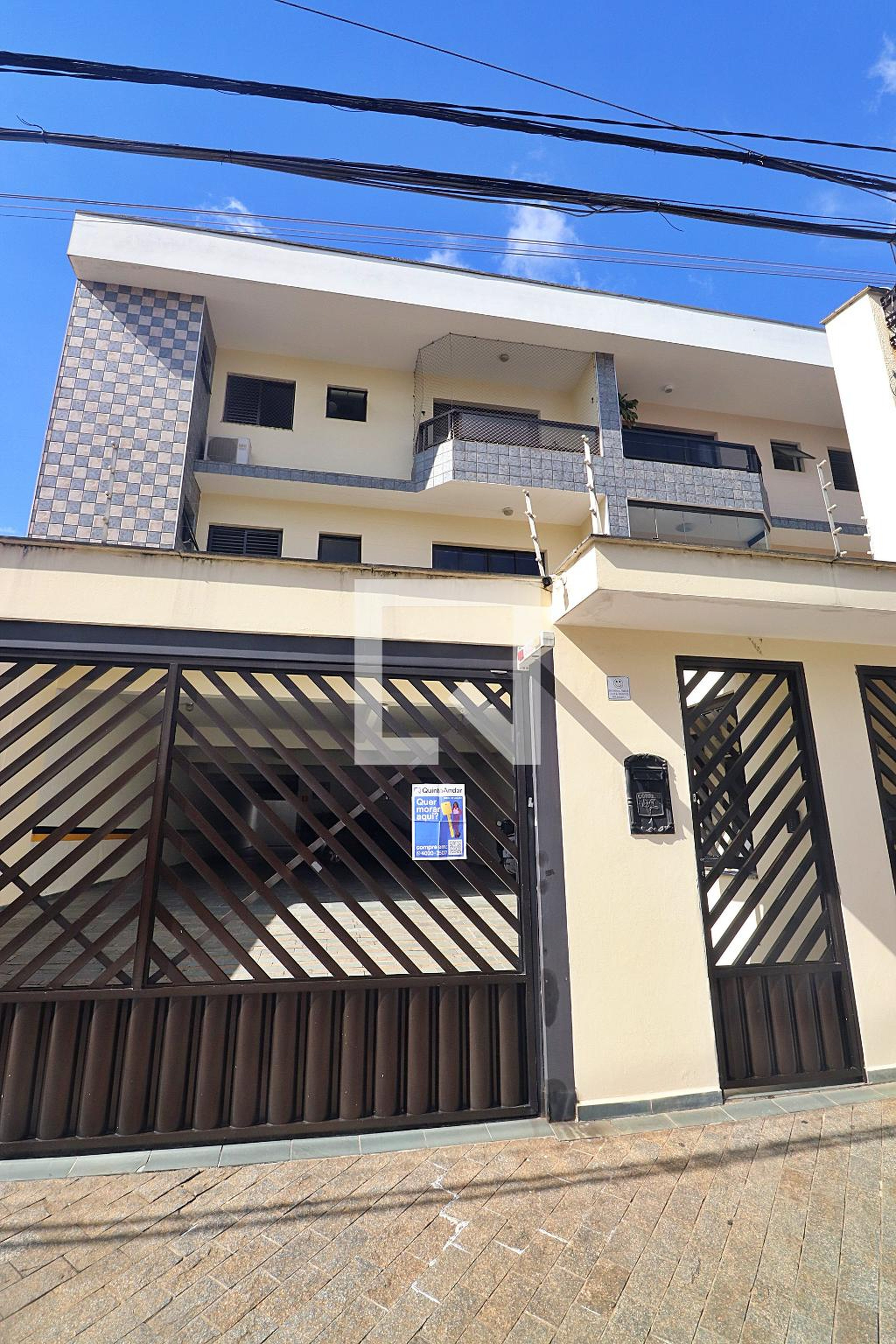 Fachada Condomínio em Rua General Canavarro, 641