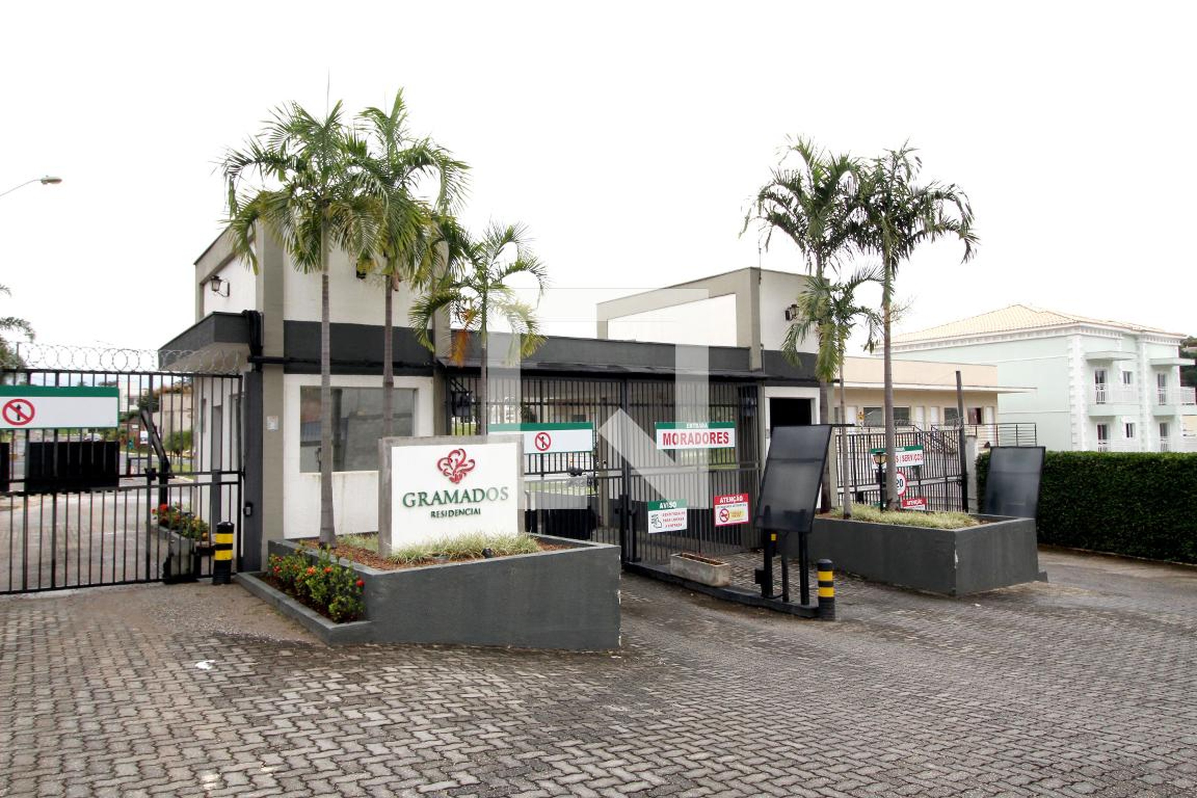 Fachada Condomínio Gramados