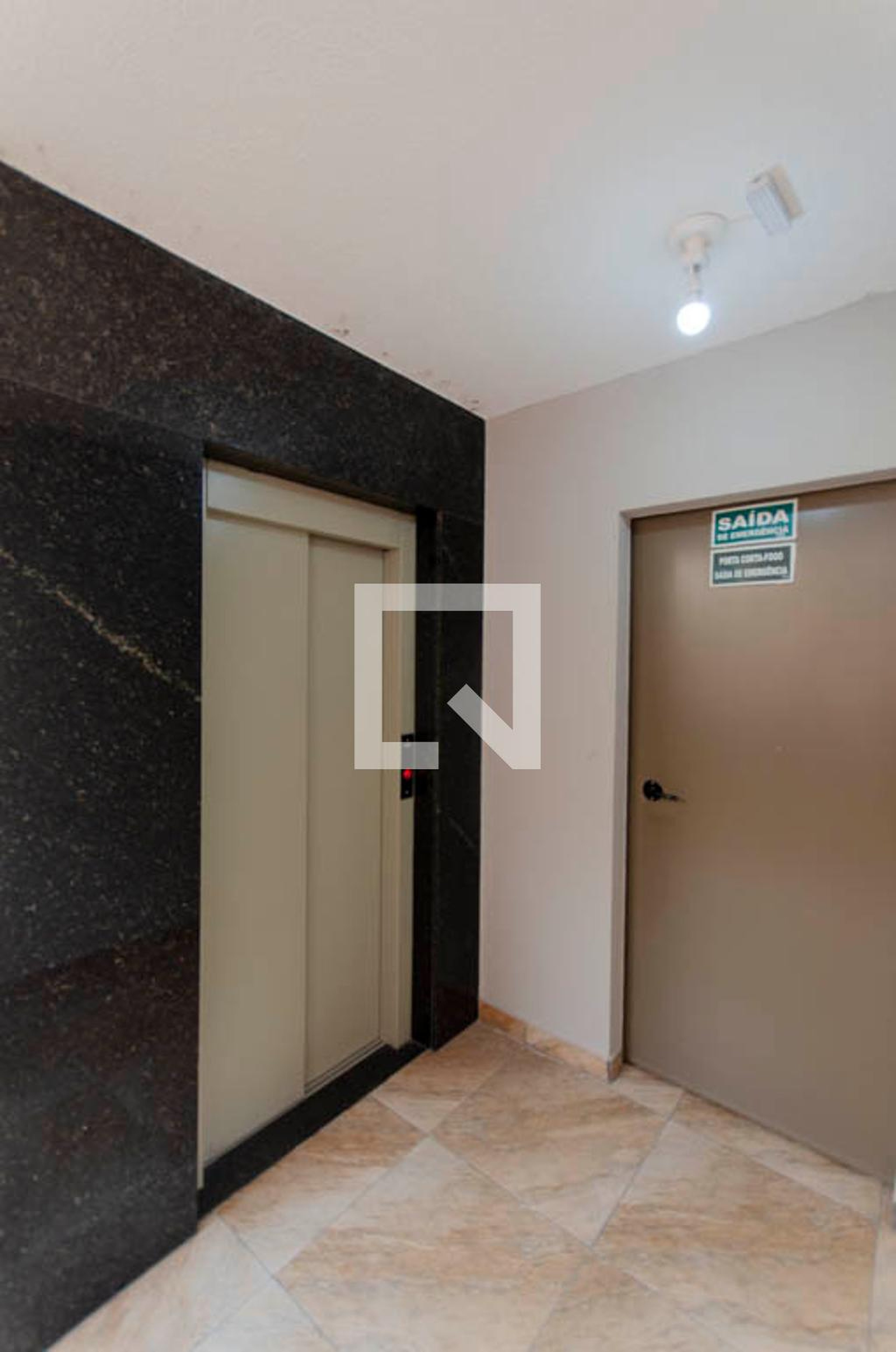 Elevador - Residencial Werneck
