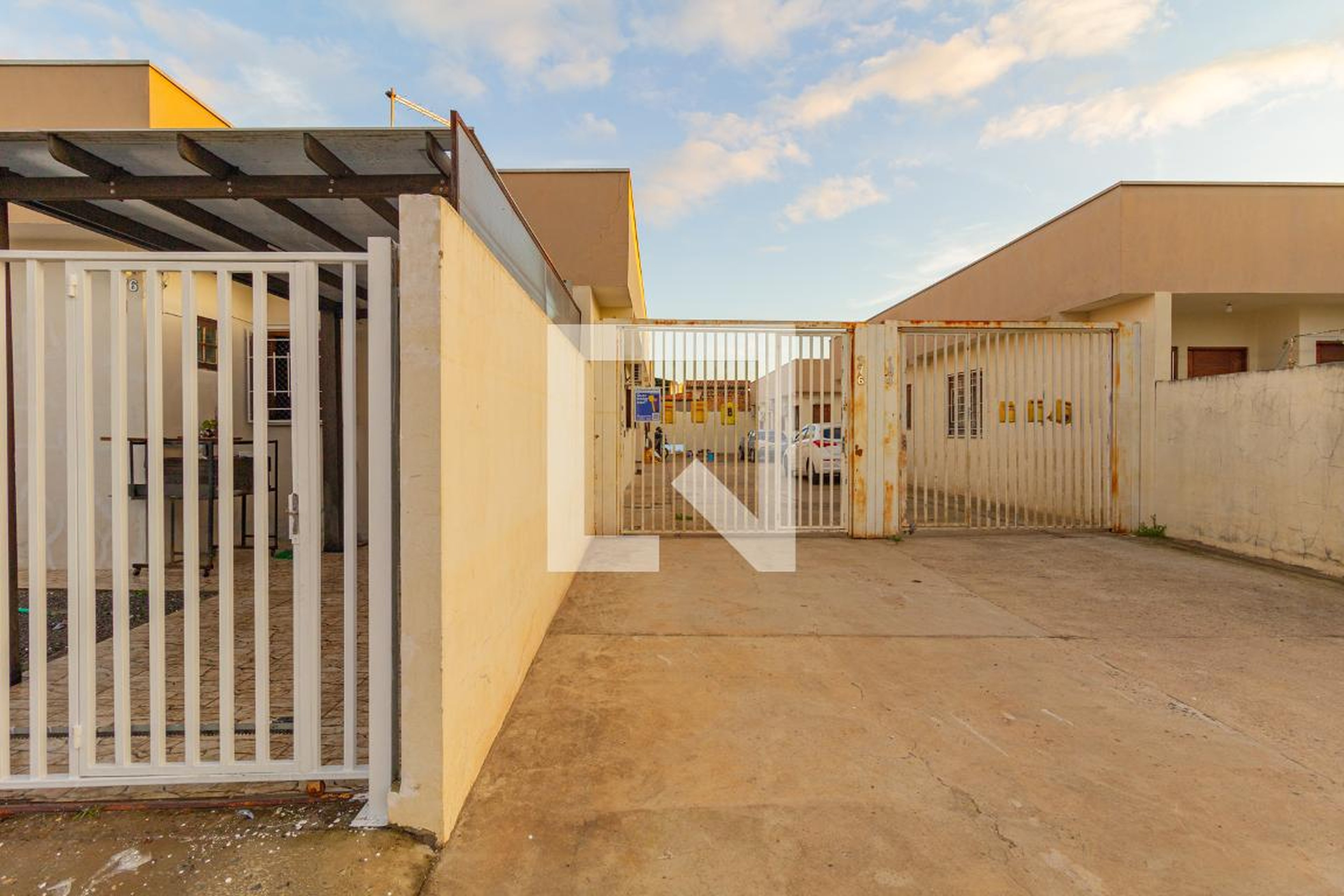 Fachada Condomínio em Rua Missões, 176