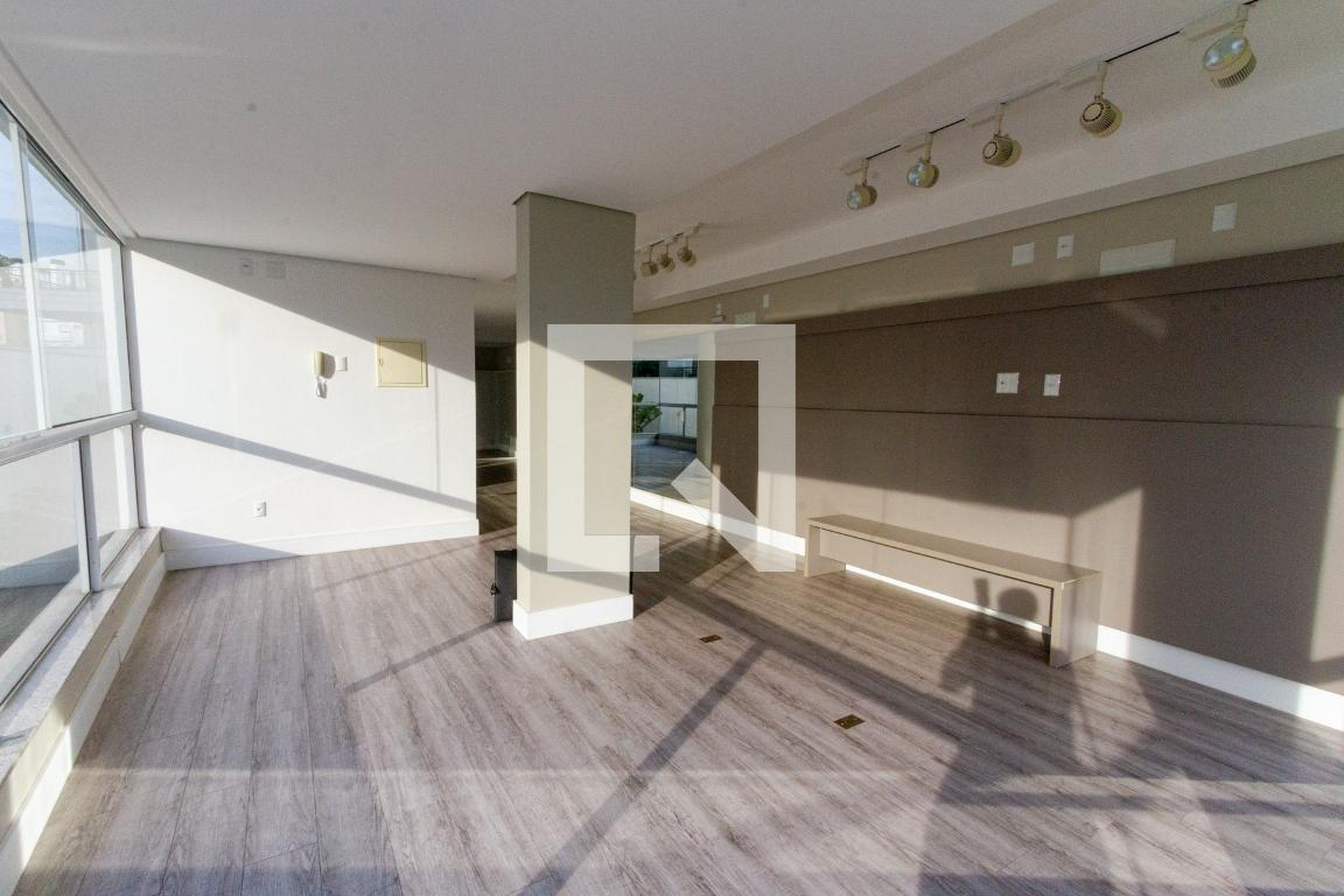 Academia - Lacqua di Mare