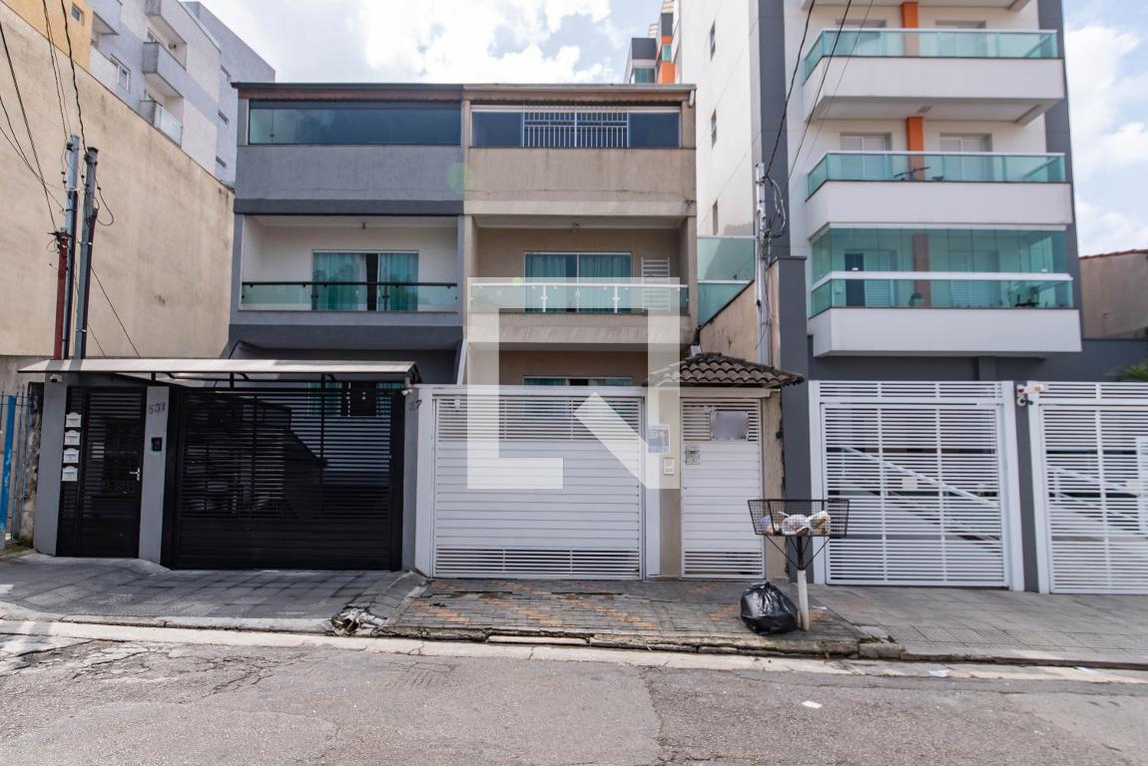 Fachada Condomínio em Rua Bélgica, 535