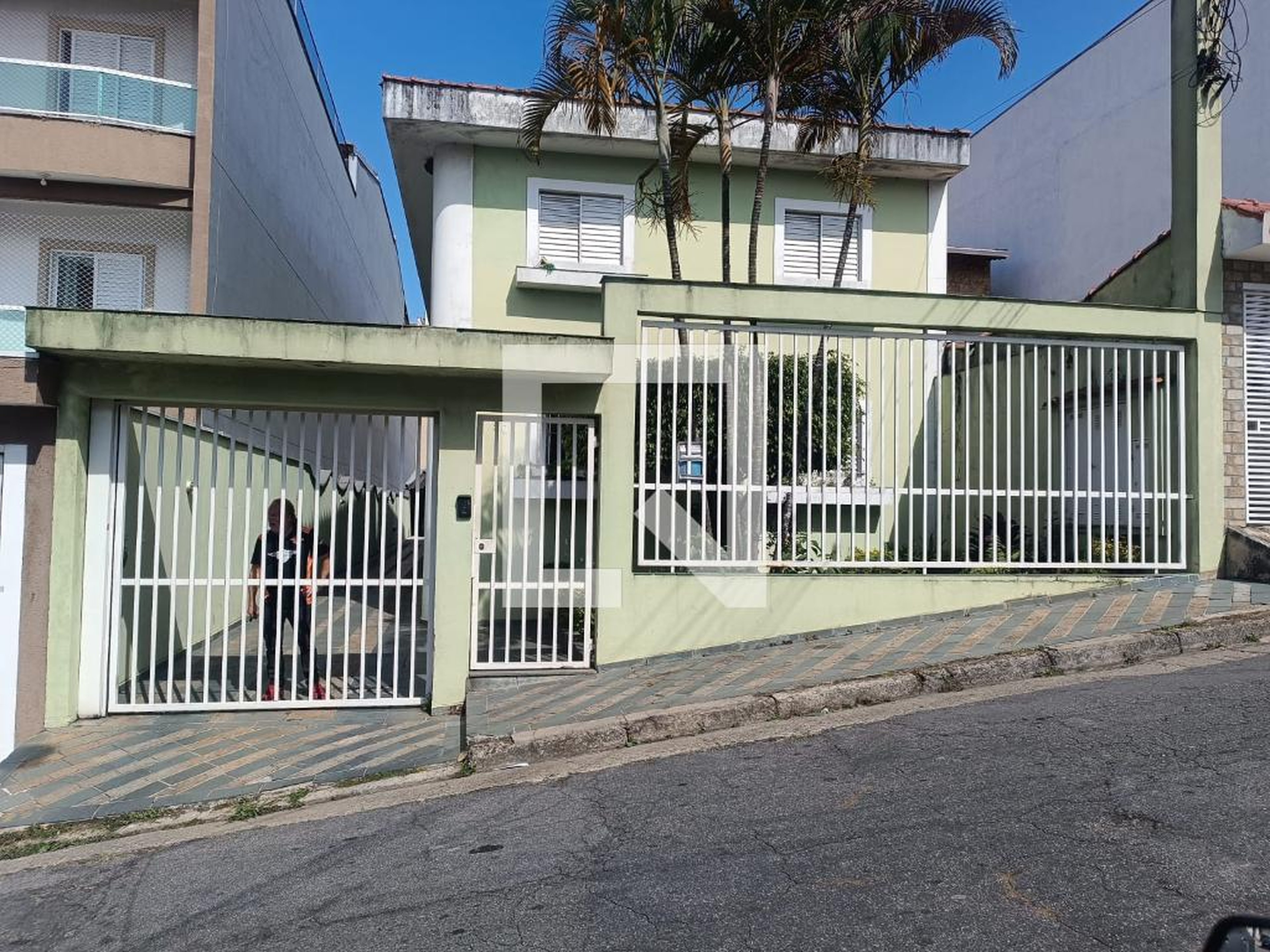 Fachada Condomínio em Rua General Flôres, 80