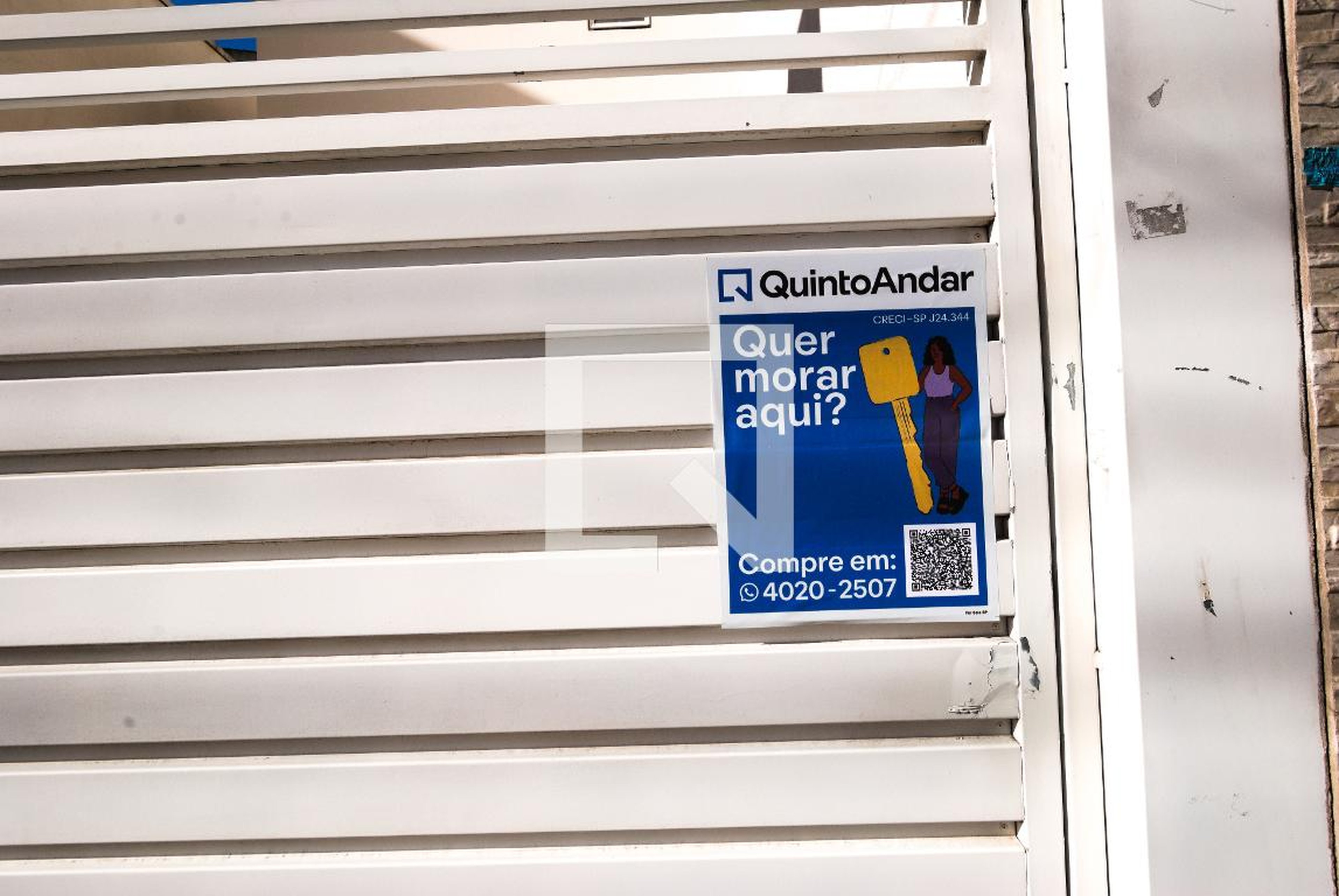 Fachada Condomínio em Rua do Grito, 504