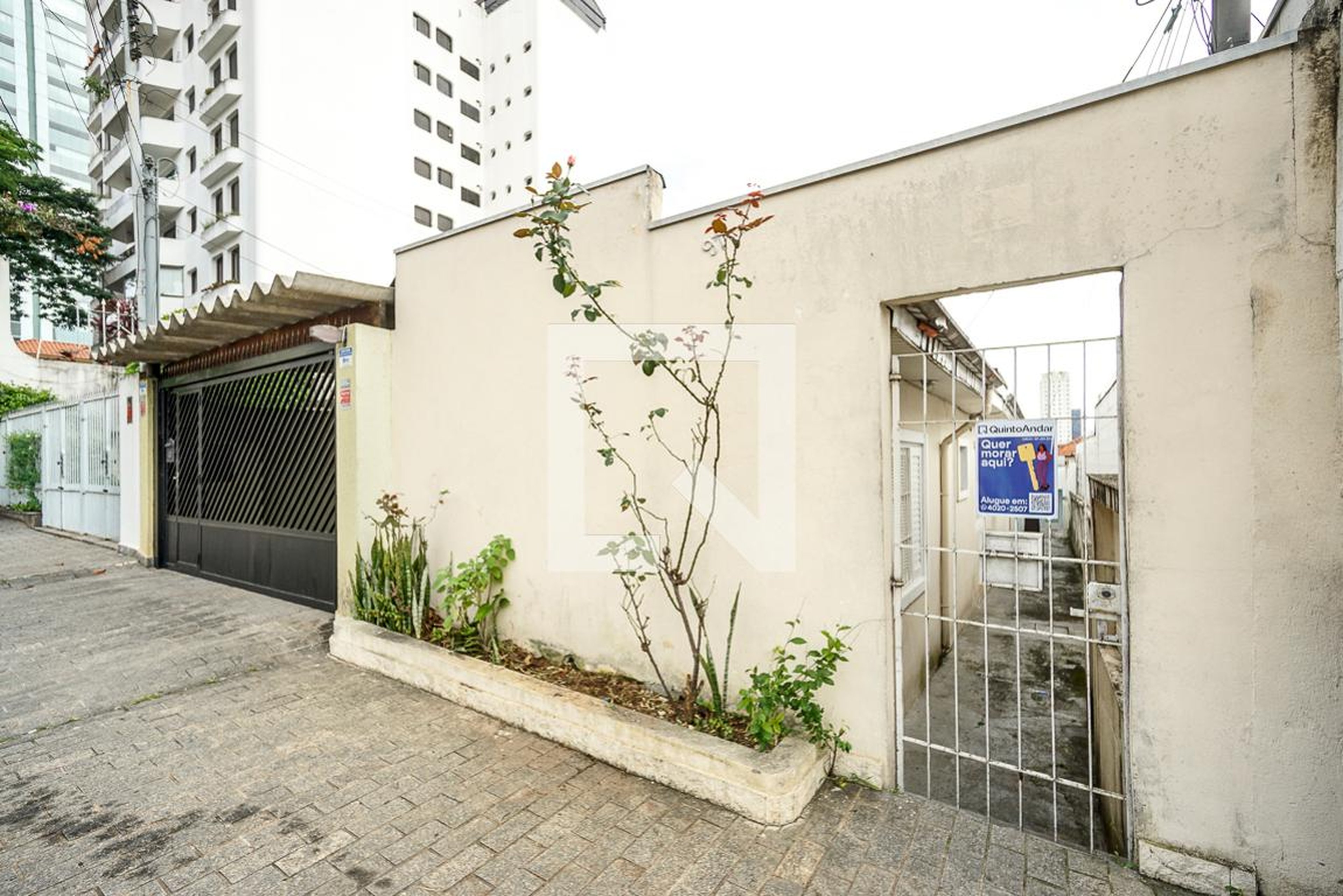 Fachada Condomínio em Rua Cambembé, 91