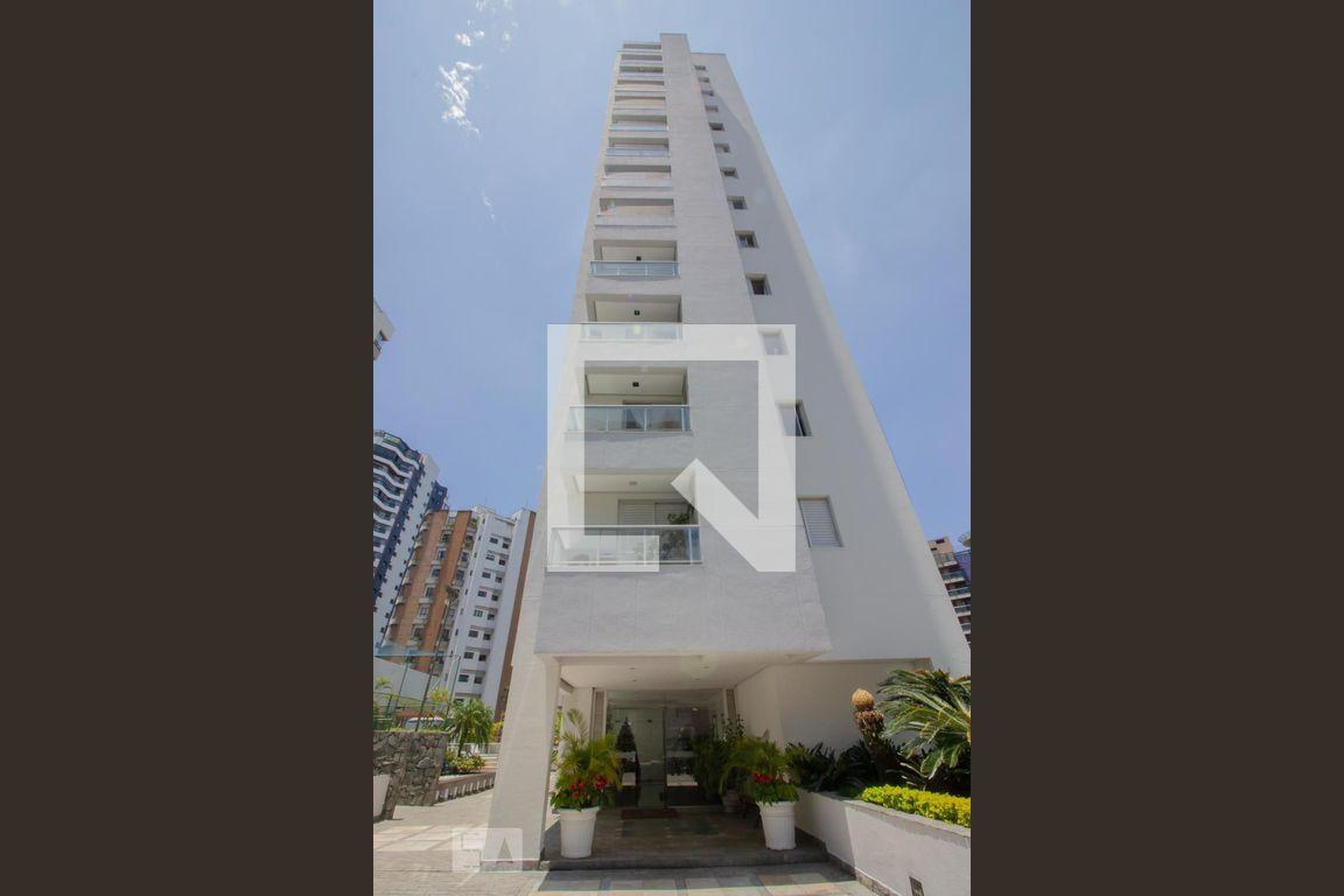 Fachada do Prédio Condomínio Maison Dor