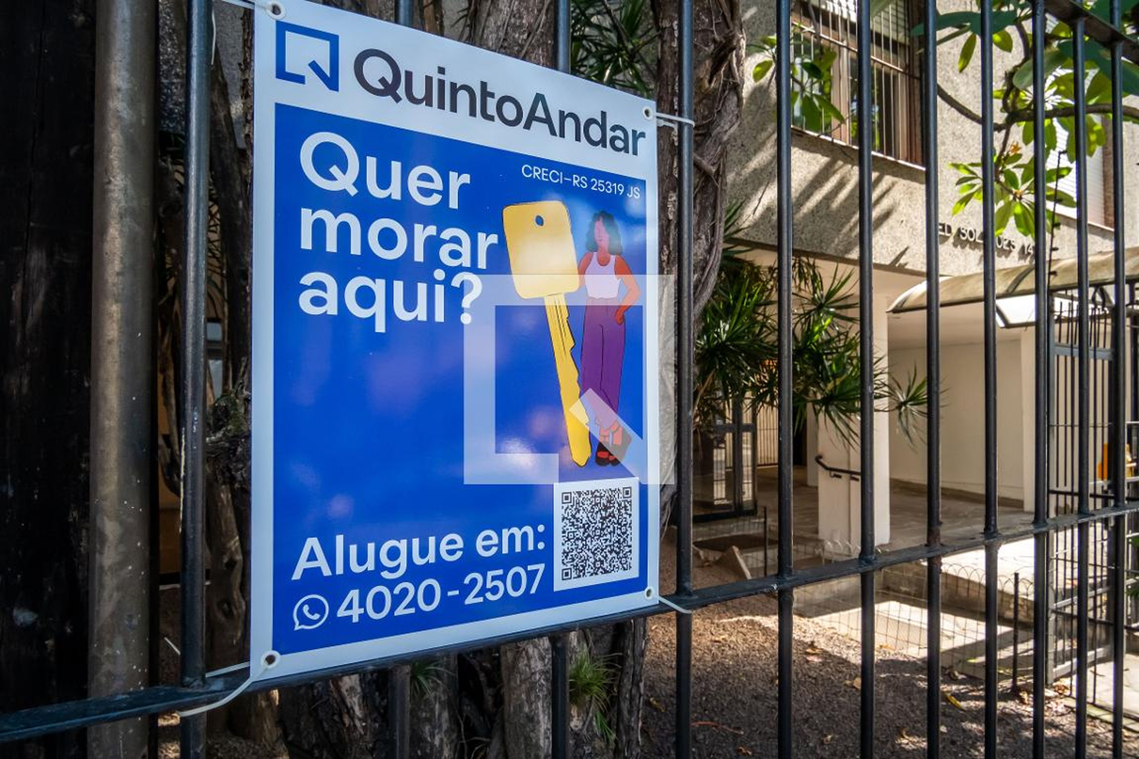 Fachada Condomínio em Rua Barão do Amazonas, 1018