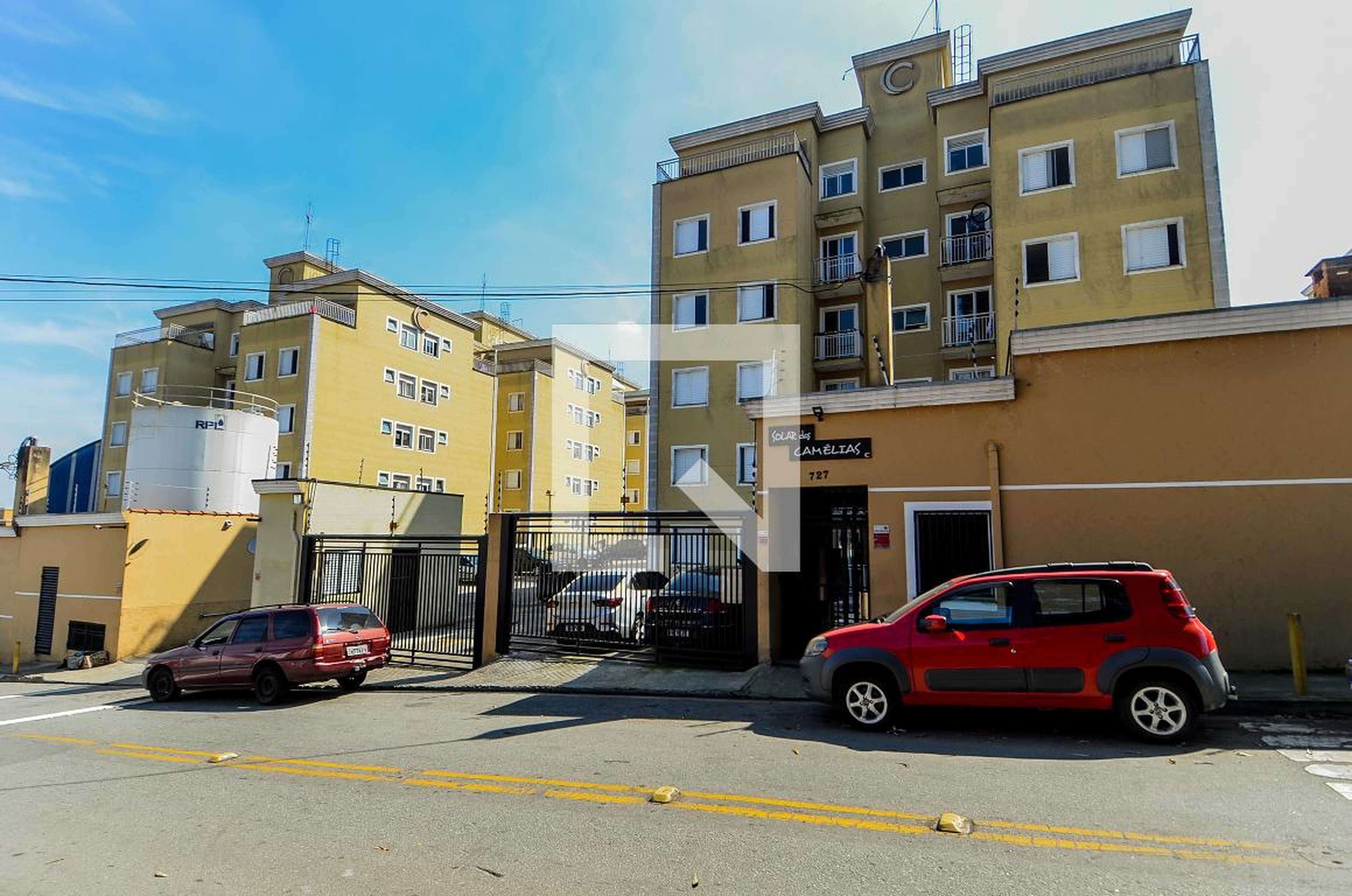 Fachada do Condomínio Condomínio Solar das Camélias