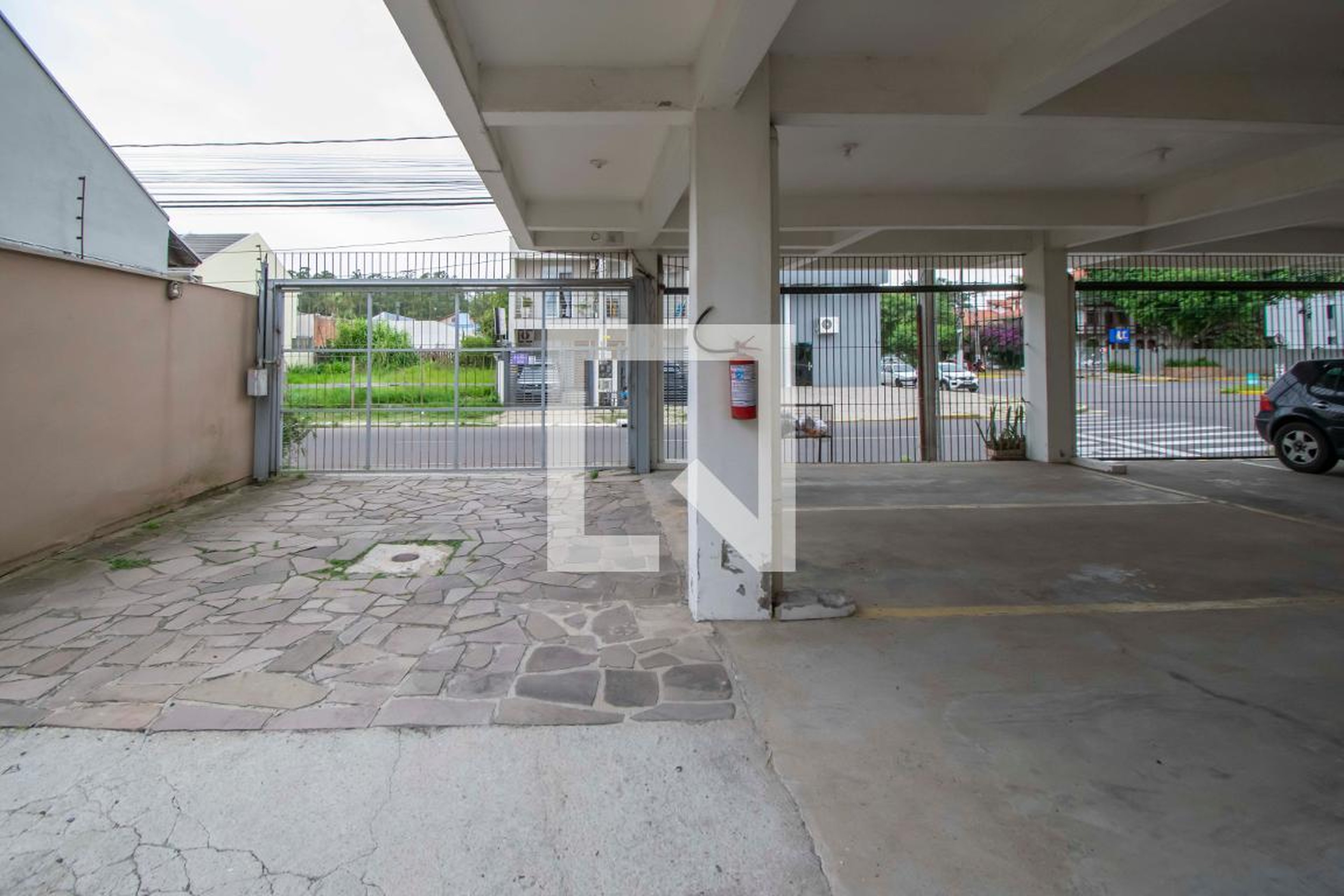 Condomínio - Edifício Residencial e Comercial Dacacia