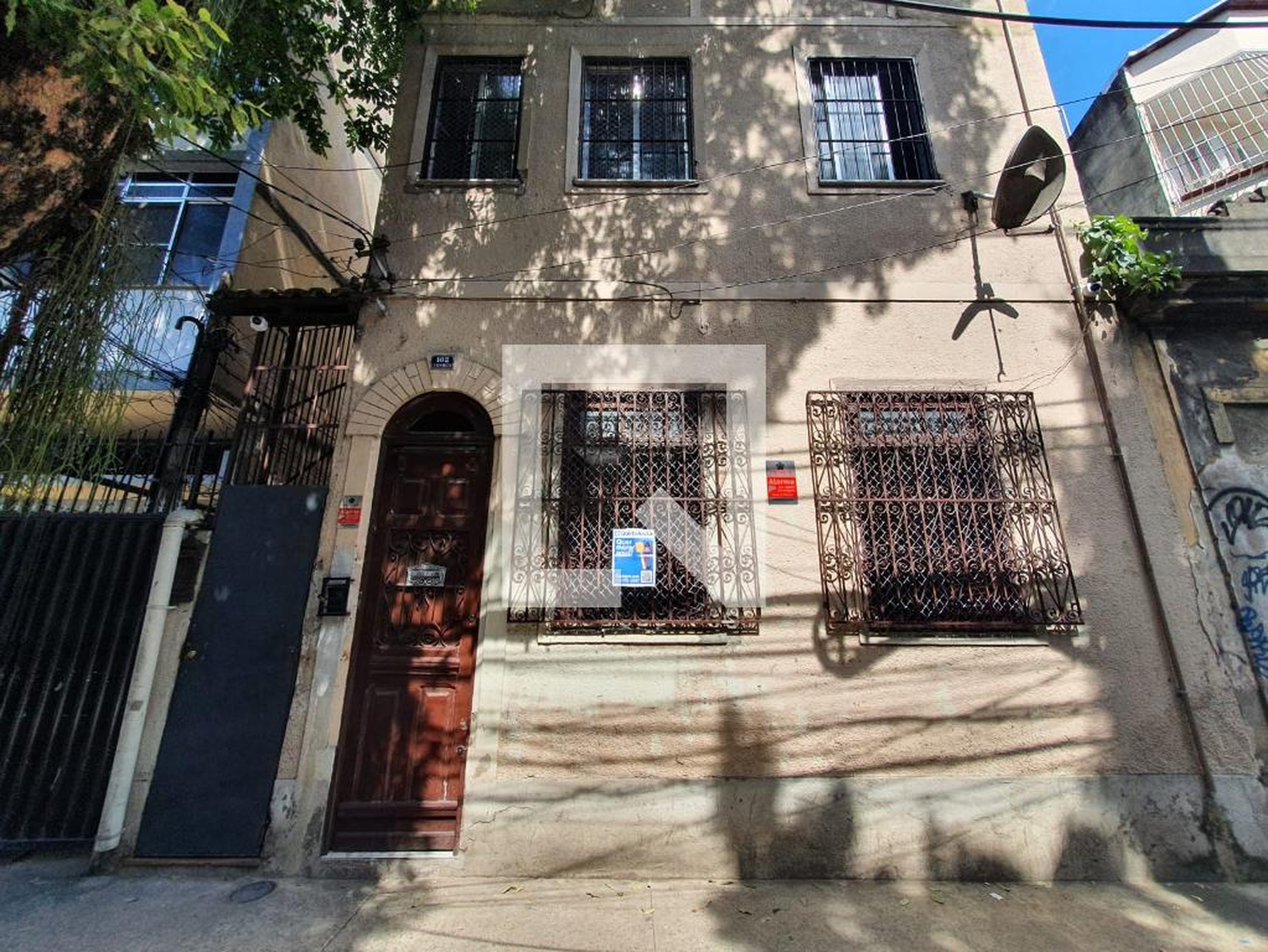 Fachada Condomínio em Rua Campos da Paz, 102