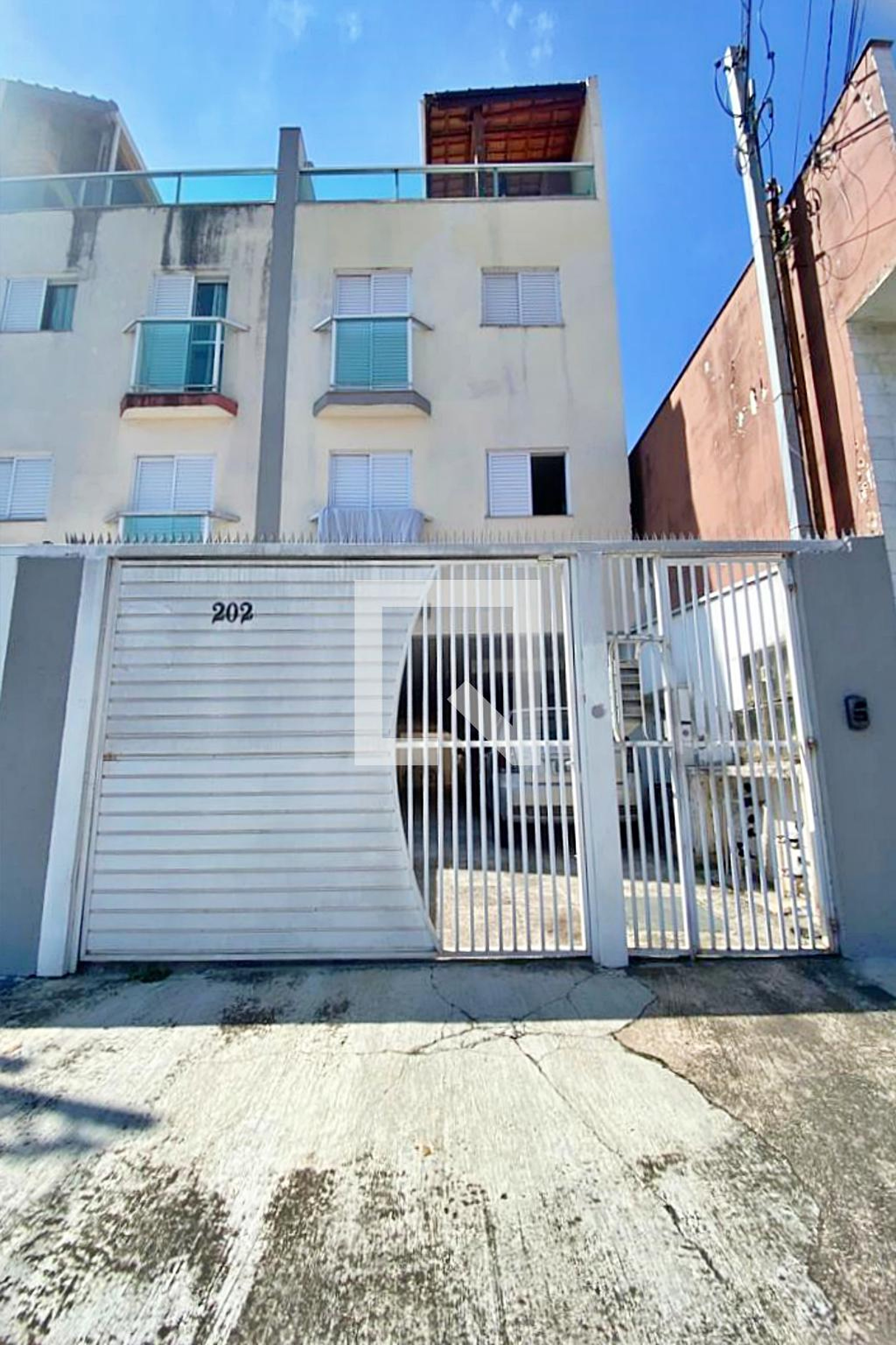 Fachada Condomínio em Rua Congonhas, 202