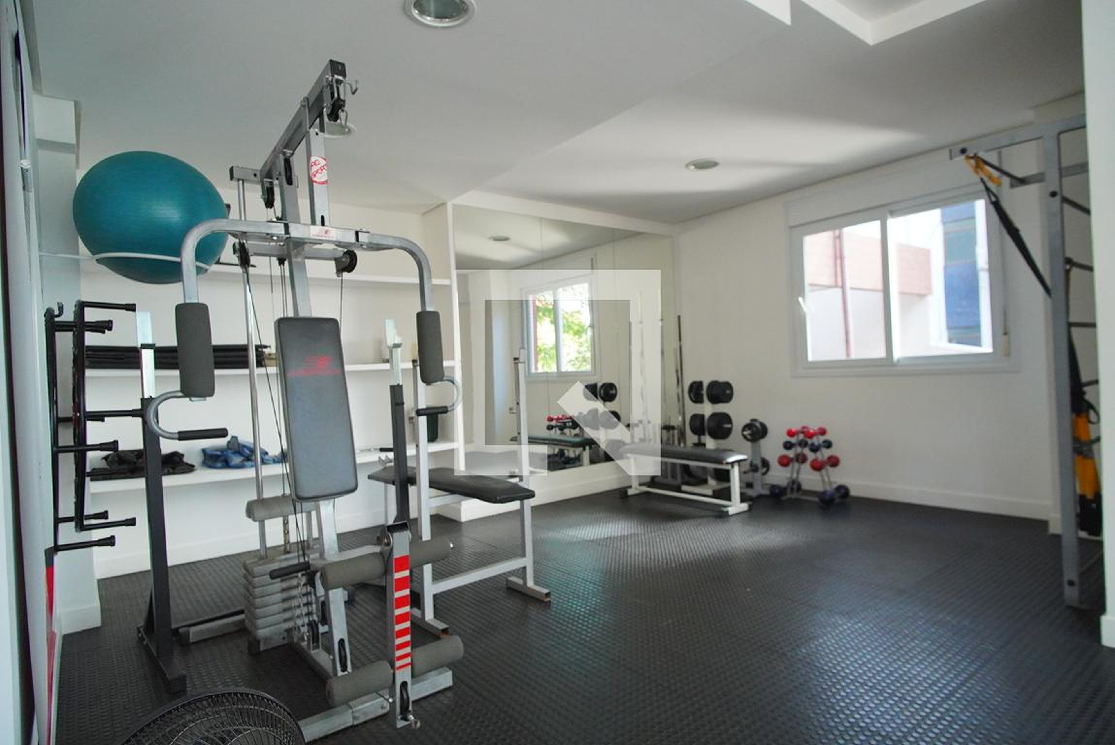 Academia - Edifício New England