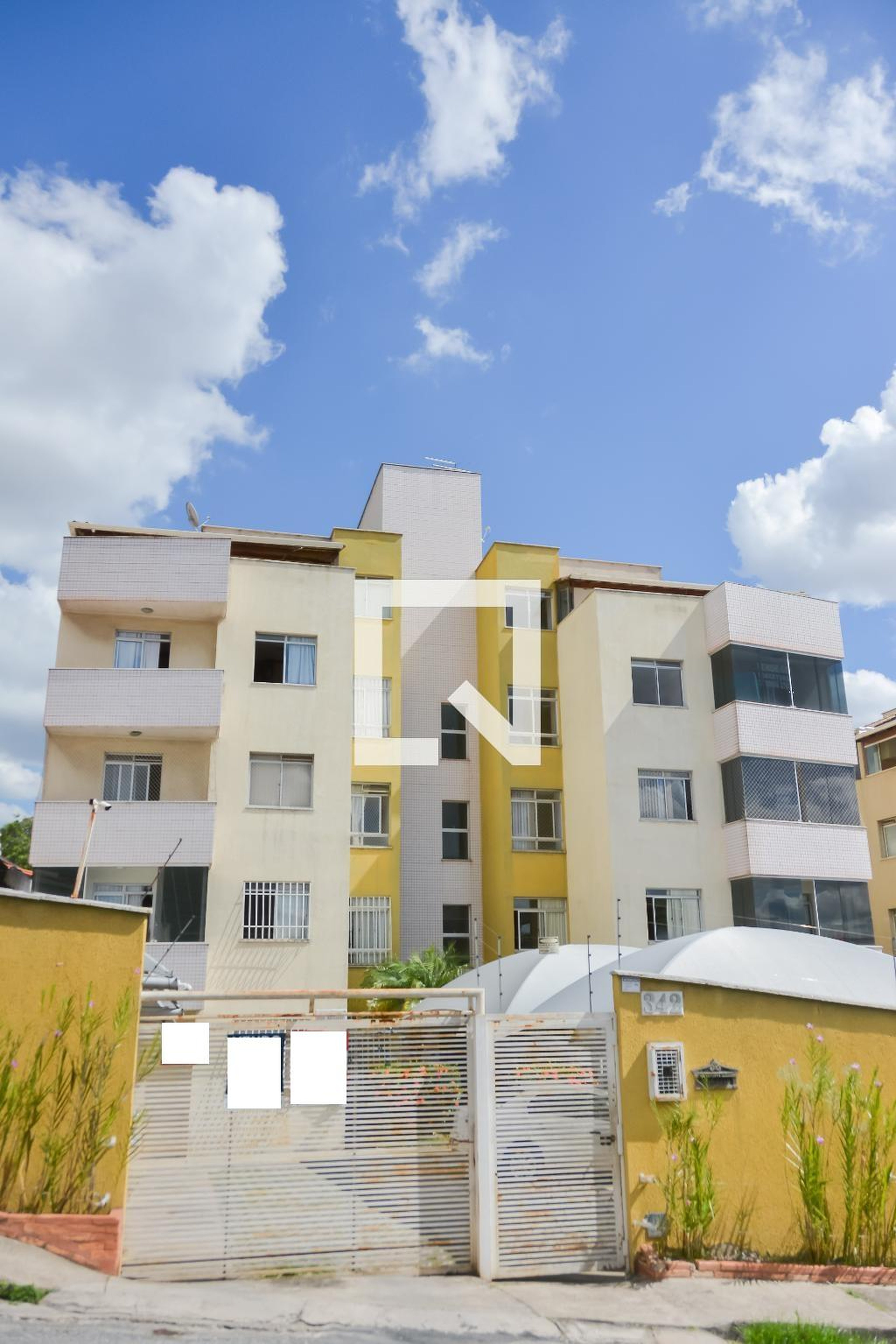 Fachada Residencial Miró