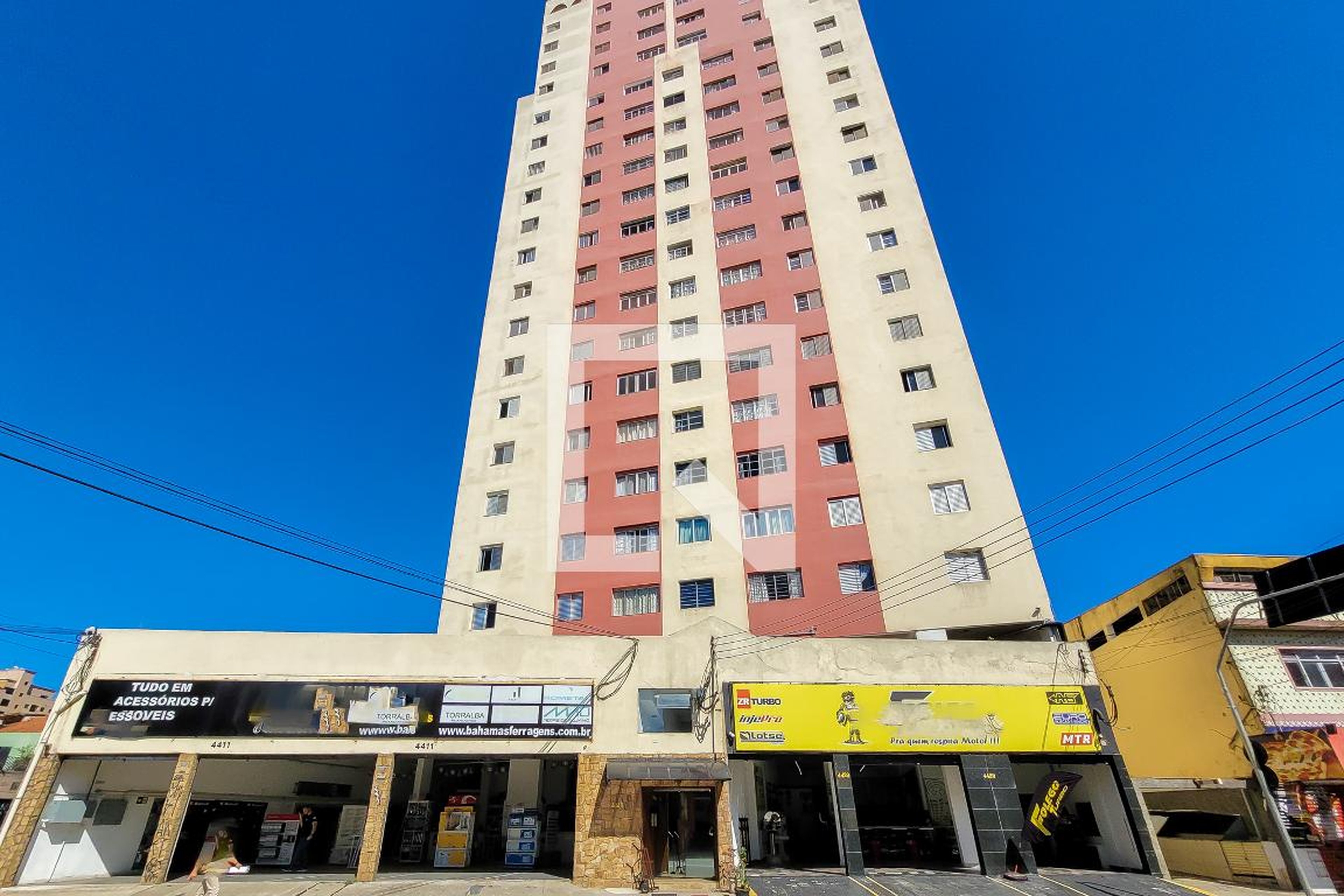 Fachada do Condomínio Condomínio Cavalheiro Toufic El Khouri