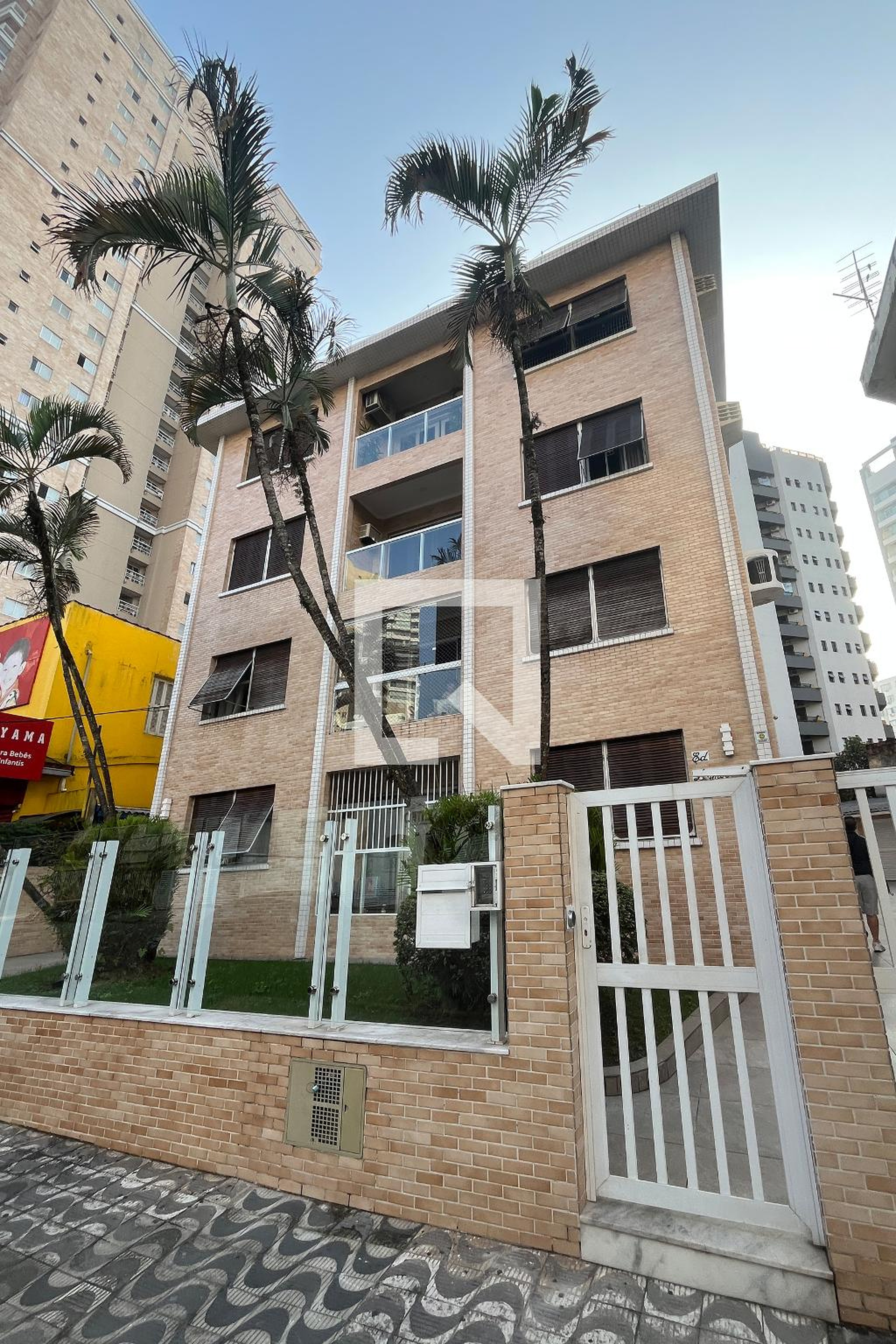 Fachada Condomínio em Avenida Marechal Deodoro, 74