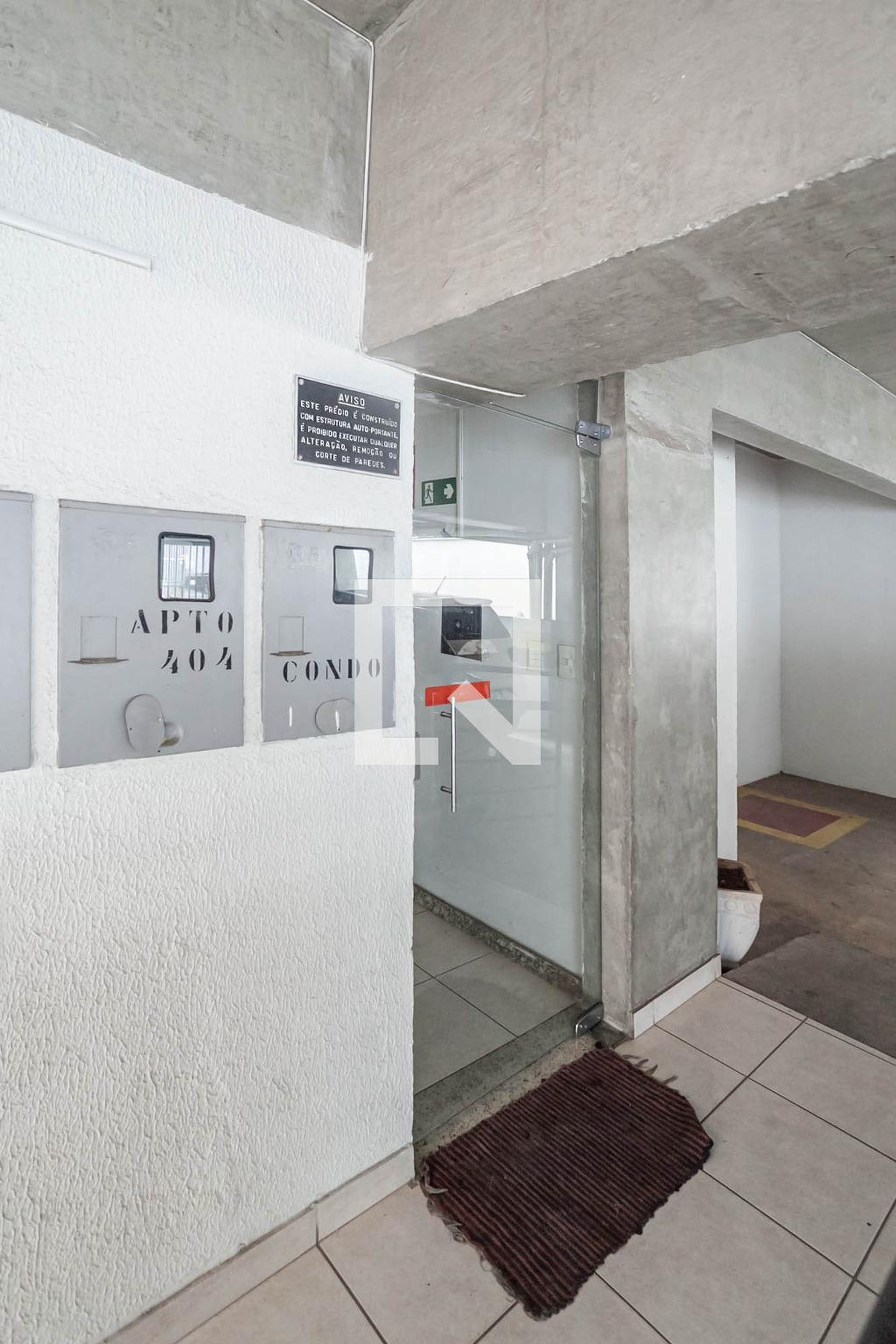 Entrada - Edifício Madri