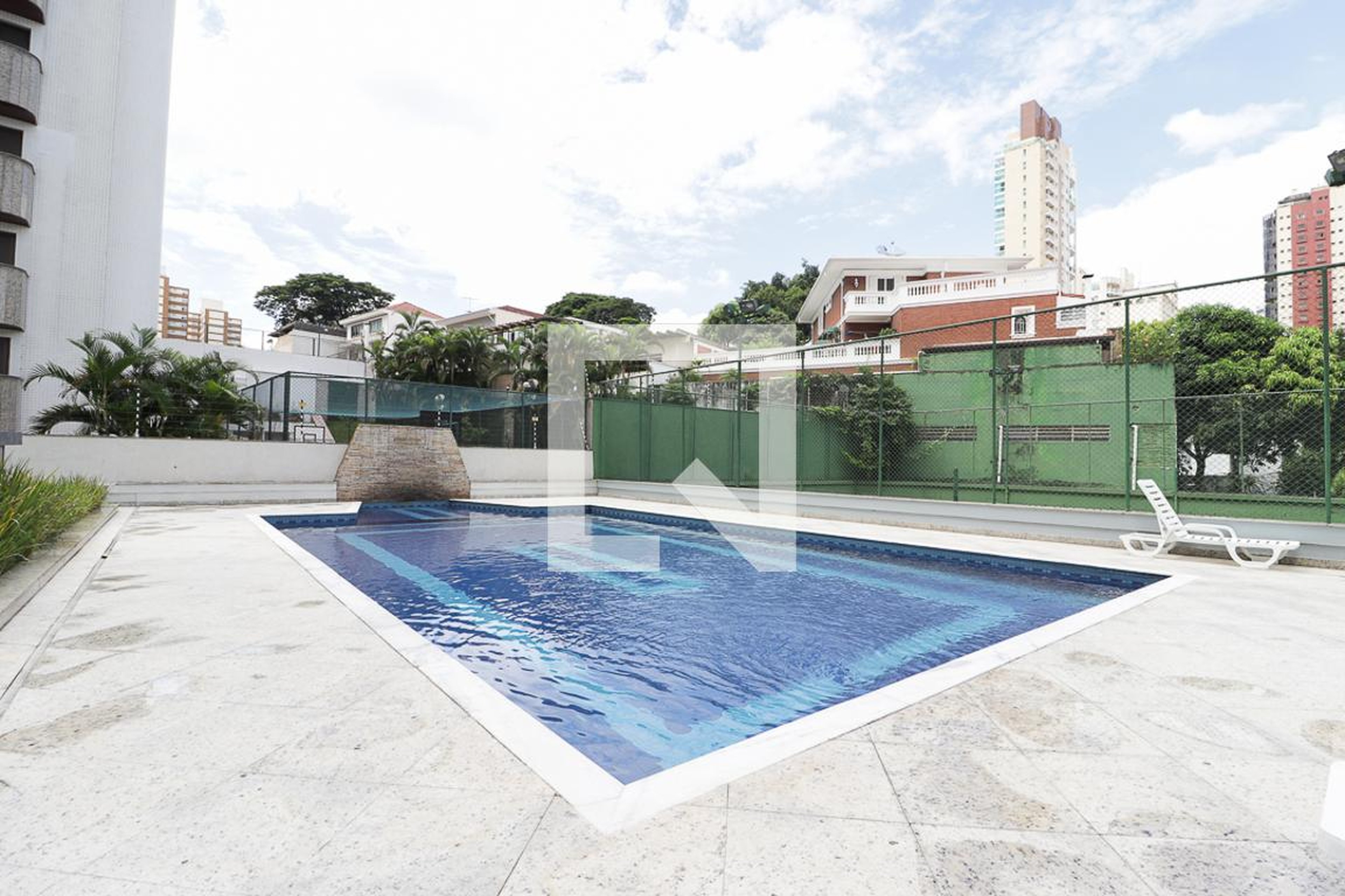 Piscina - Rouxinol Campo