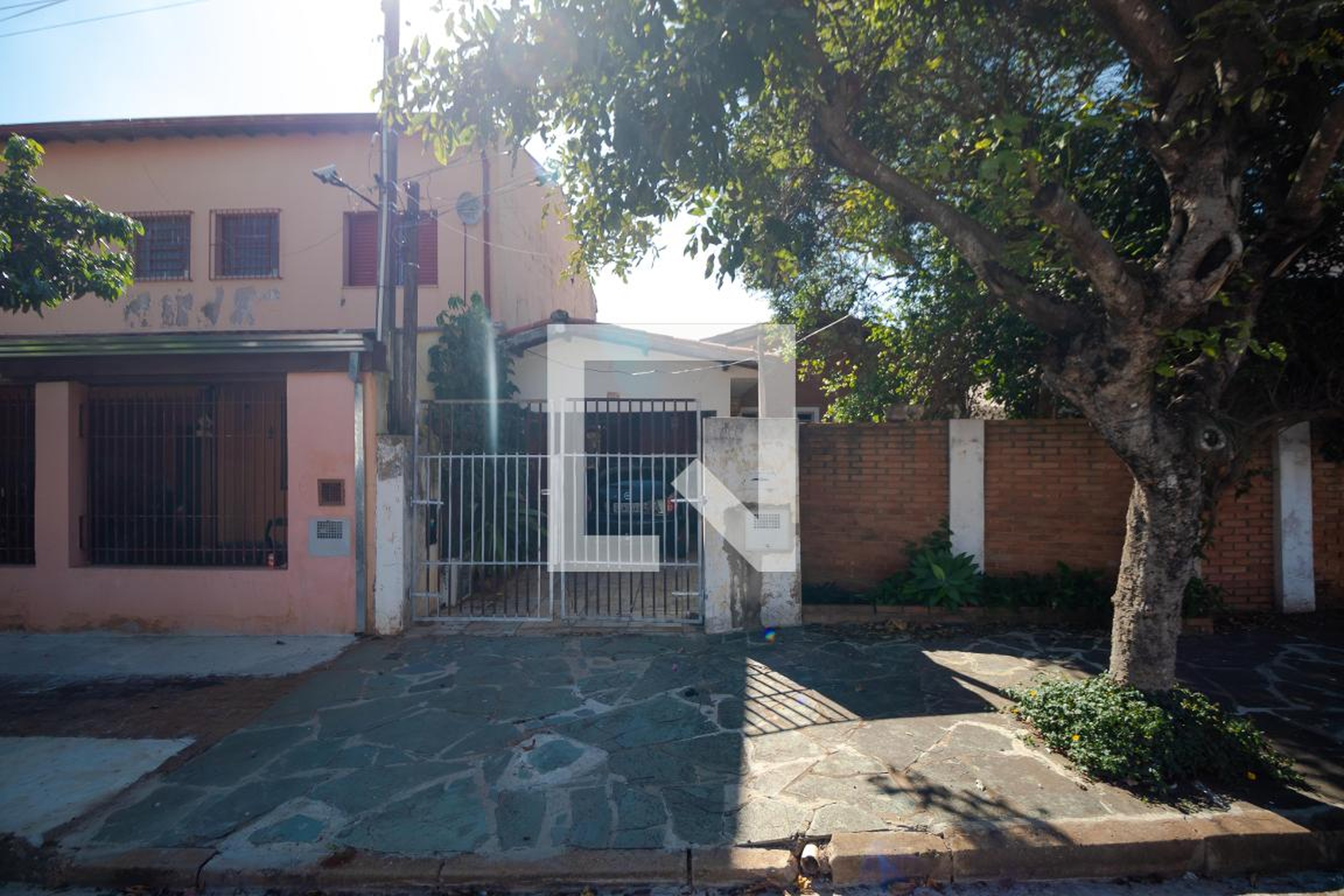 Fachada Condomínio em Rua Antônio César, 165