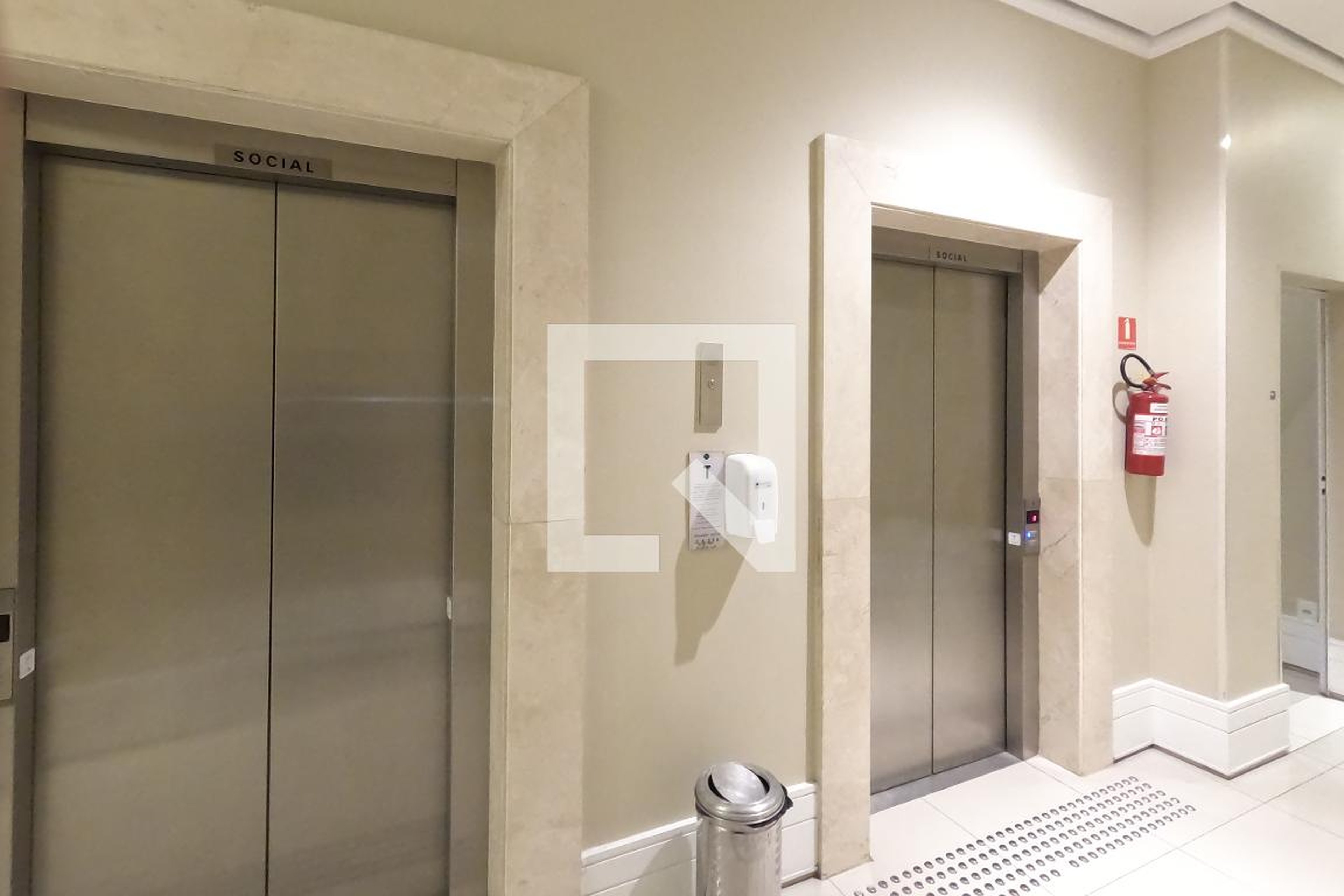 Hall de entrada Condomínio Bosque Ventura