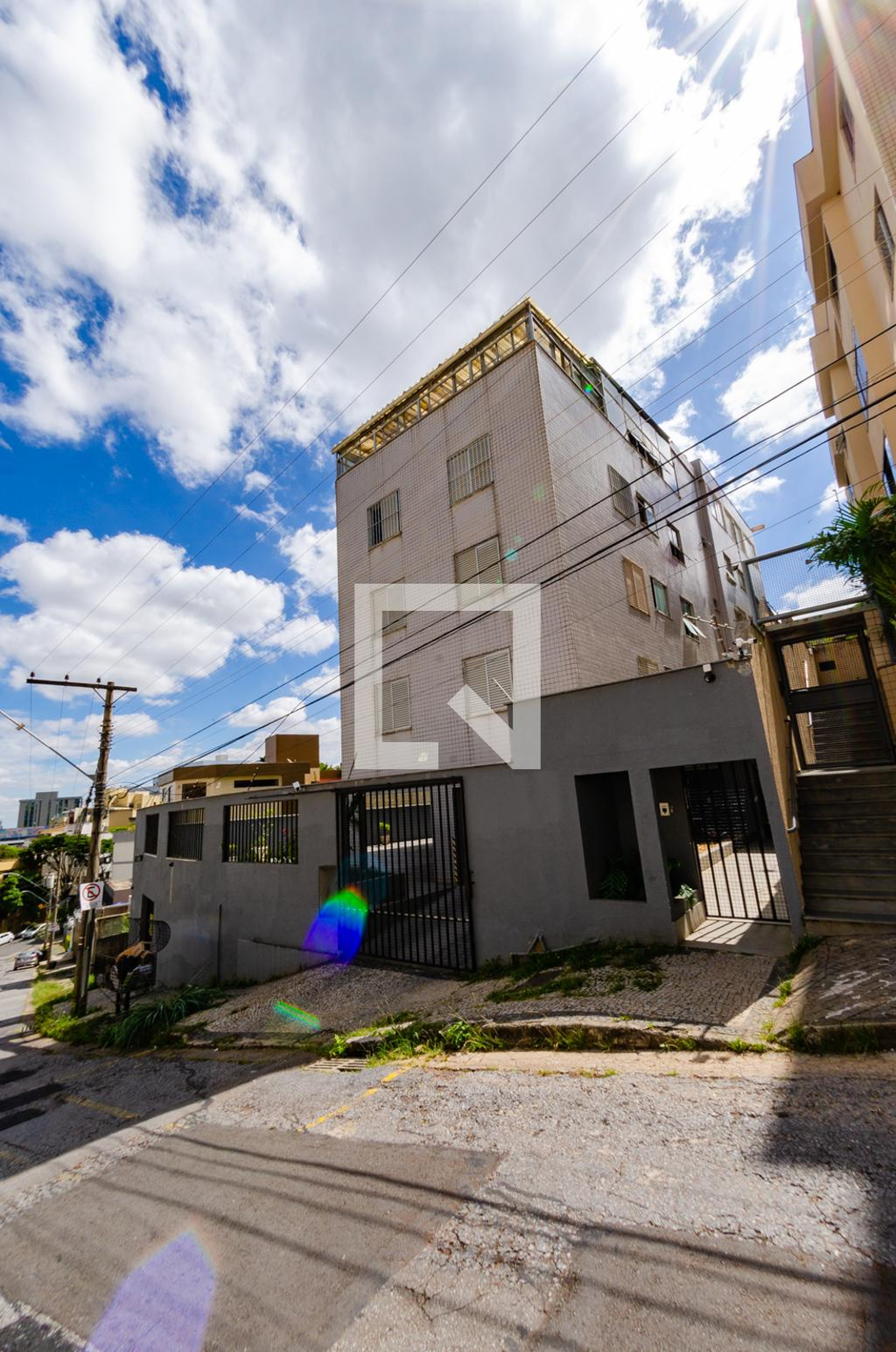 Fachada Edifício Hele Nice