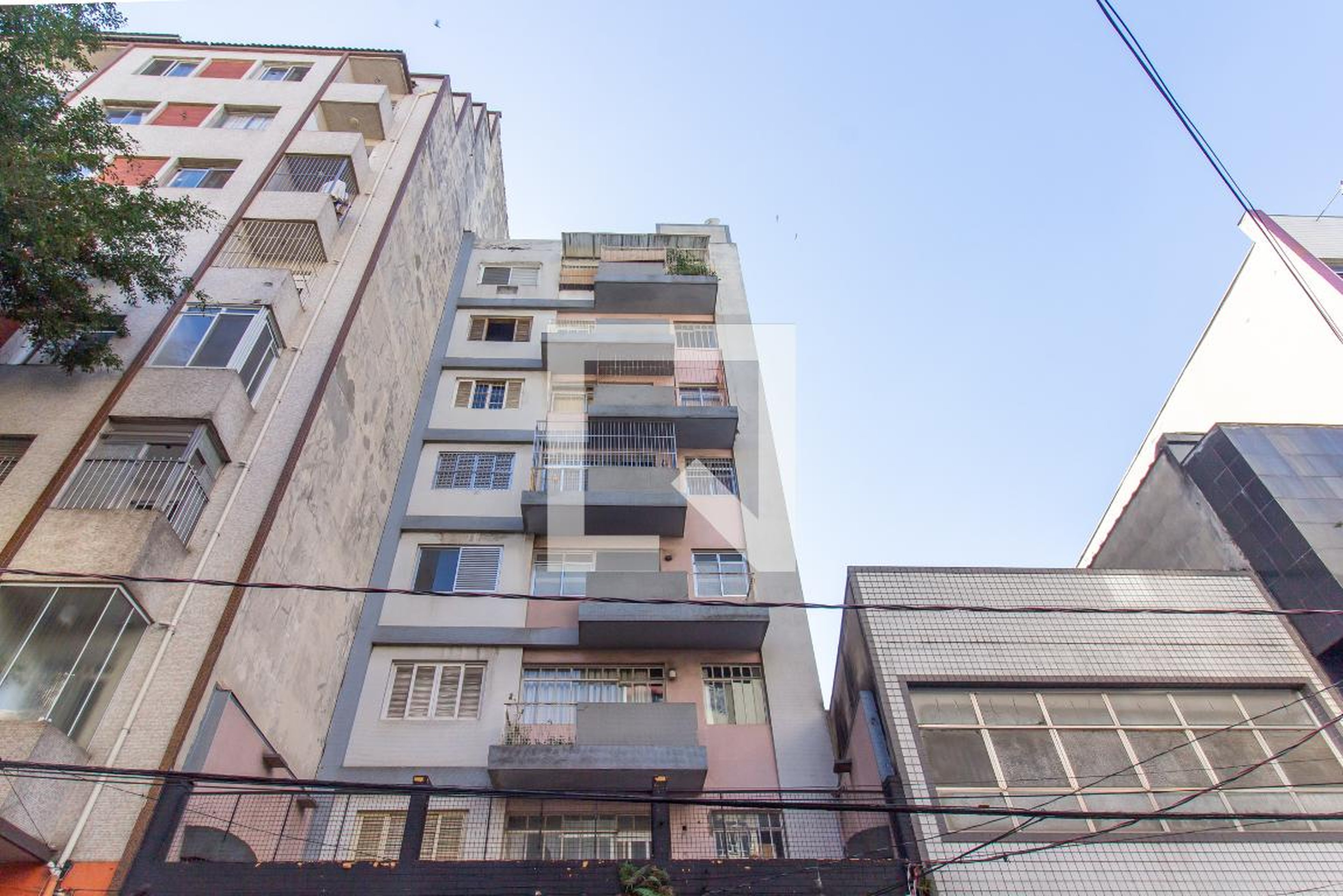 Fachada do Prédio Condomínio em Rua Newton Prado, 120