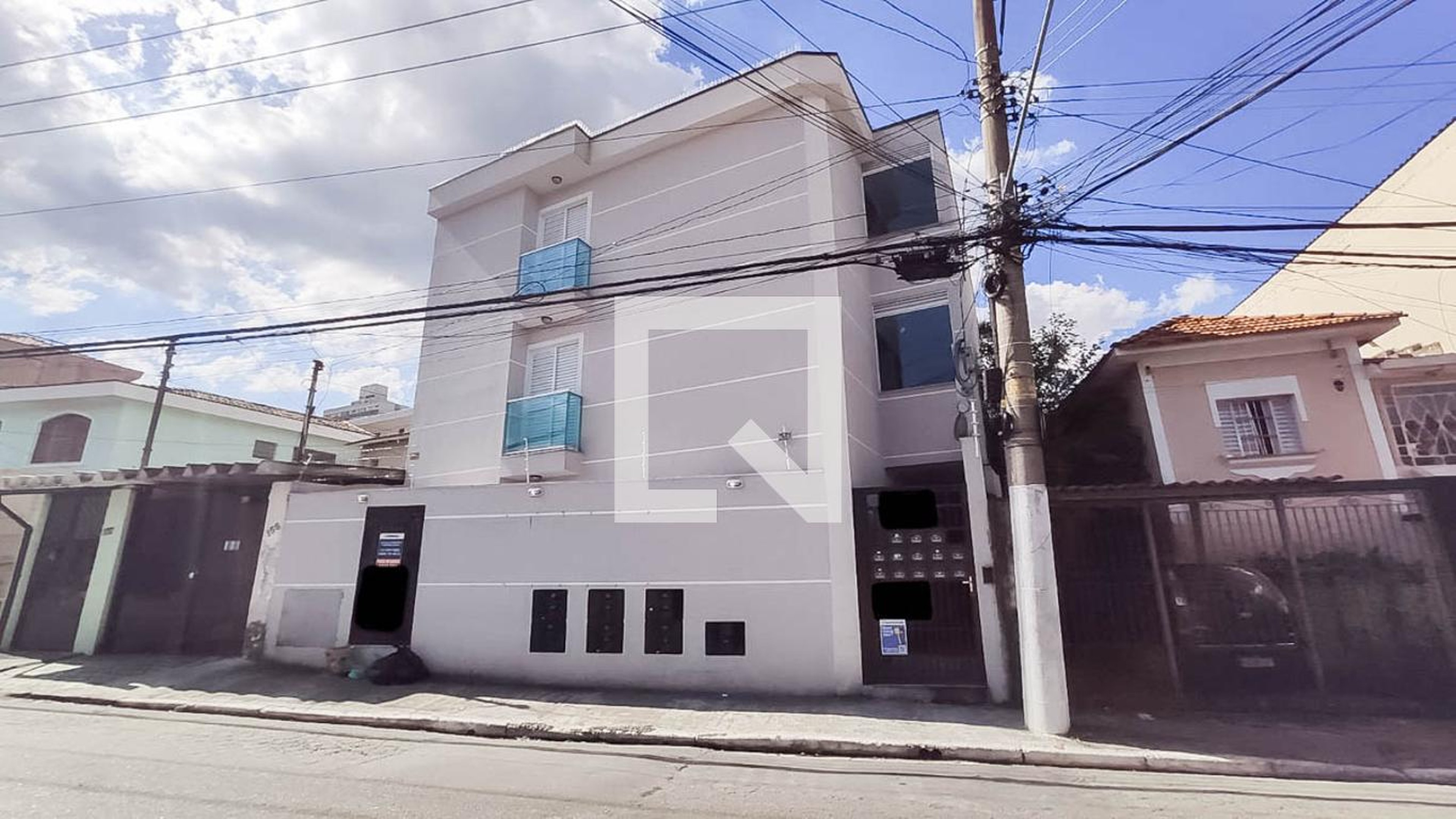 Fachada Condomínio em Rua Claudino Inácio Joaquim, 159