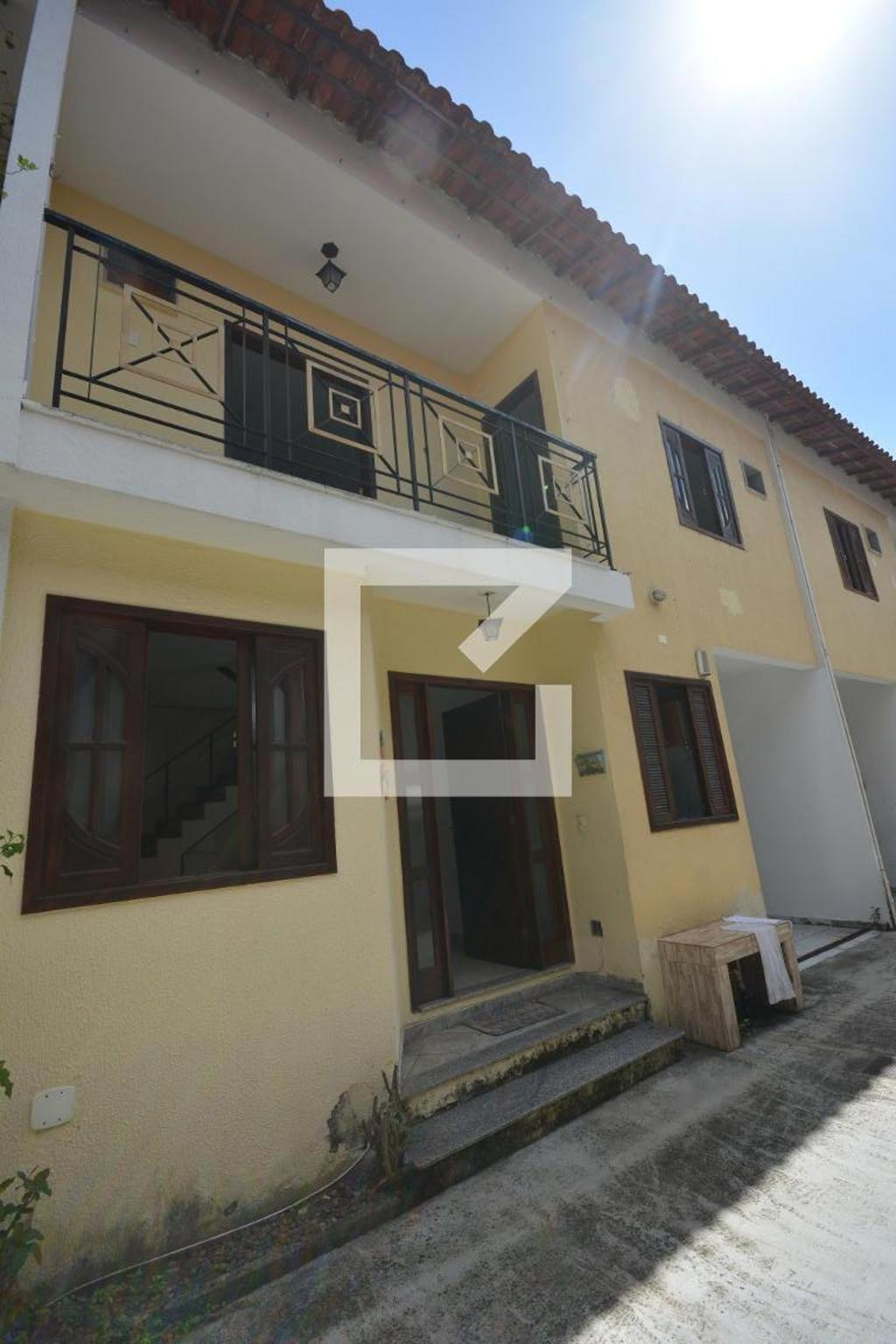 Fachada Condomínio em Rua José Machado, 33