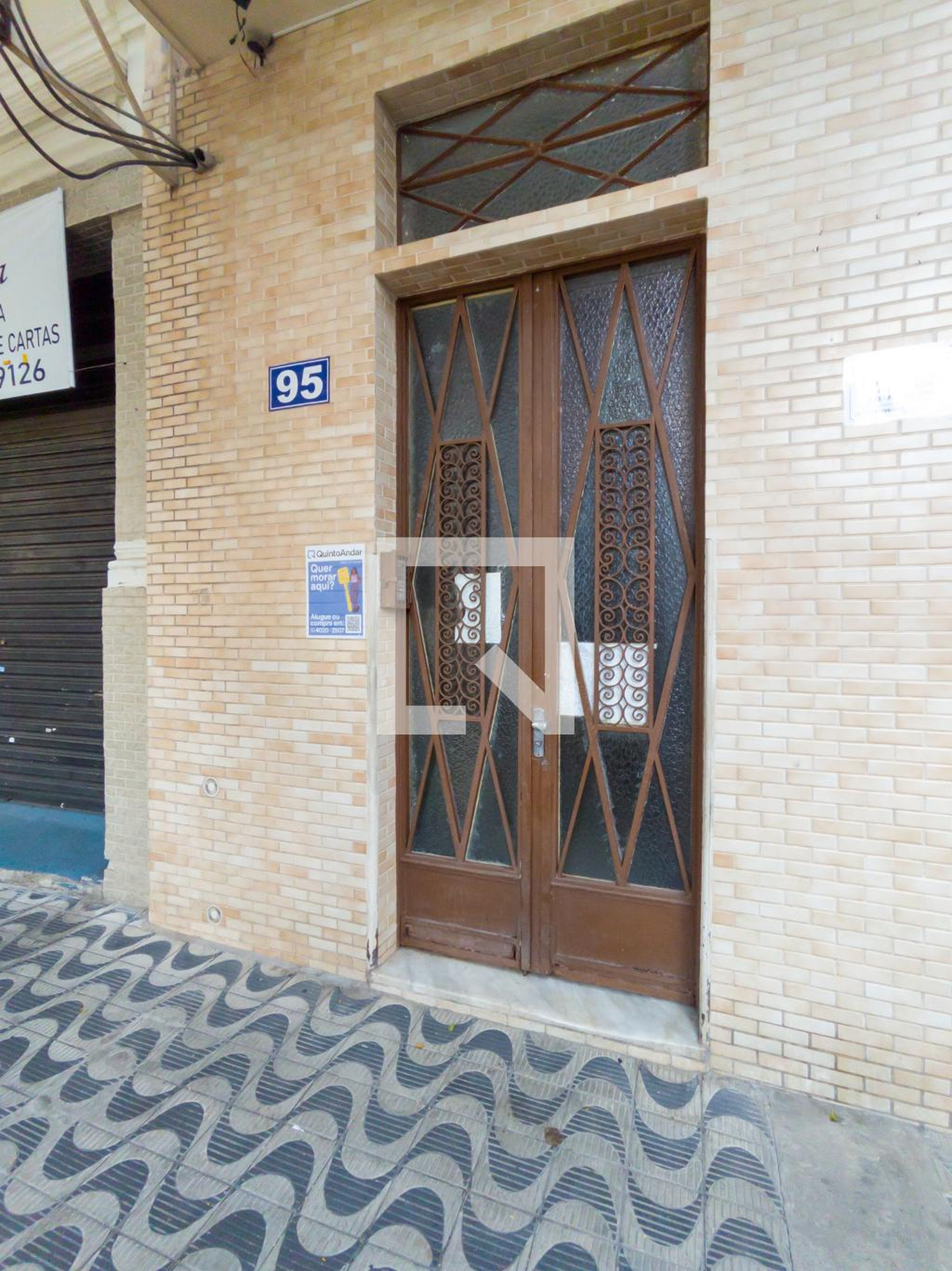 Fachada Condomínio em Rua Barra Funda, 95
