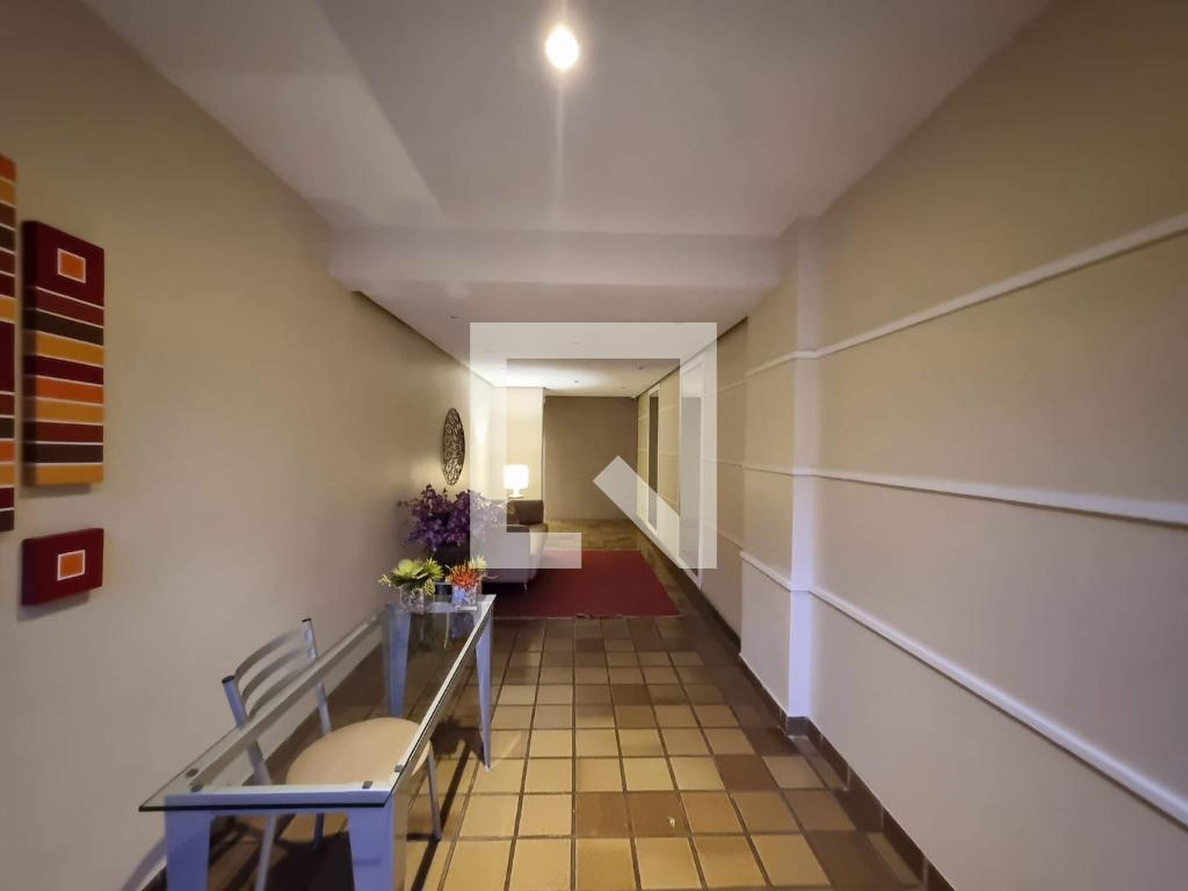 Hall - Edifício Pierre Renoir